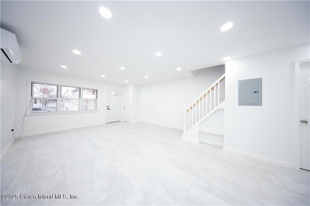84 Elm Street, Staten Island, NY, 10310 image 10