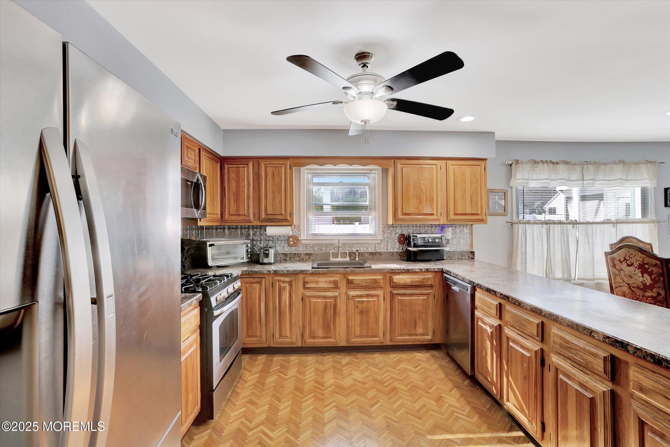 27 Spruce Hollow Drive, Howell, NJ, 07731 image 10