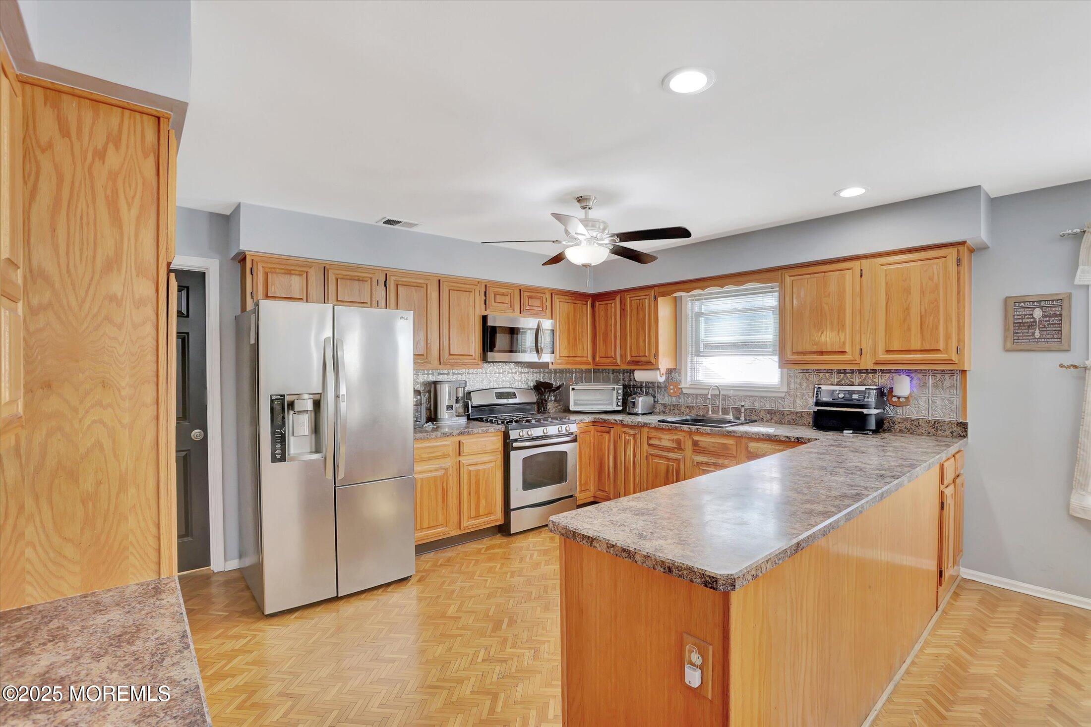 27 Spruce Hollow Drive, Howell, NJ, 07731 image 13