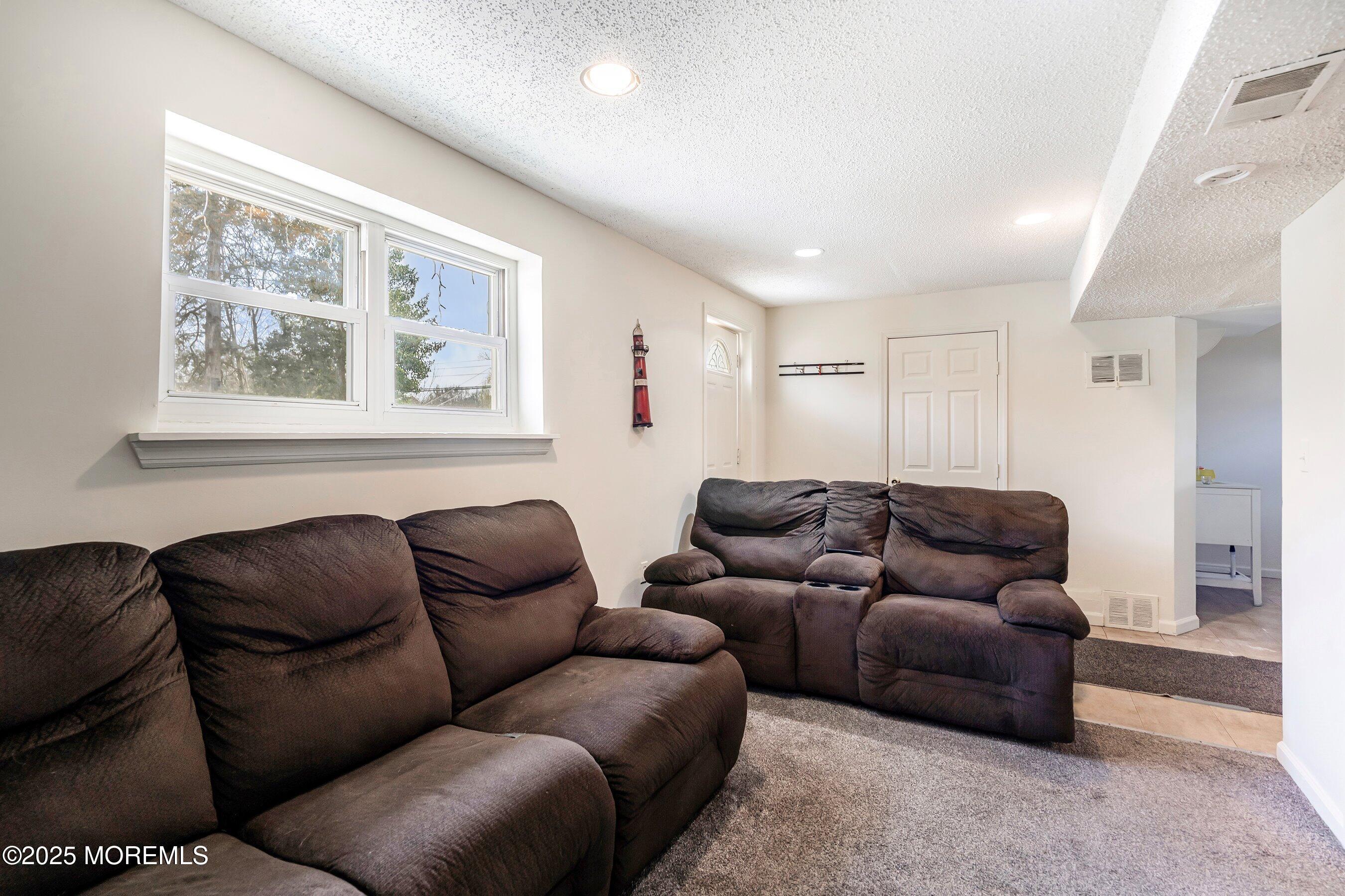 8 Pine Hill Street, Jackson, NJ, 08527 image 22