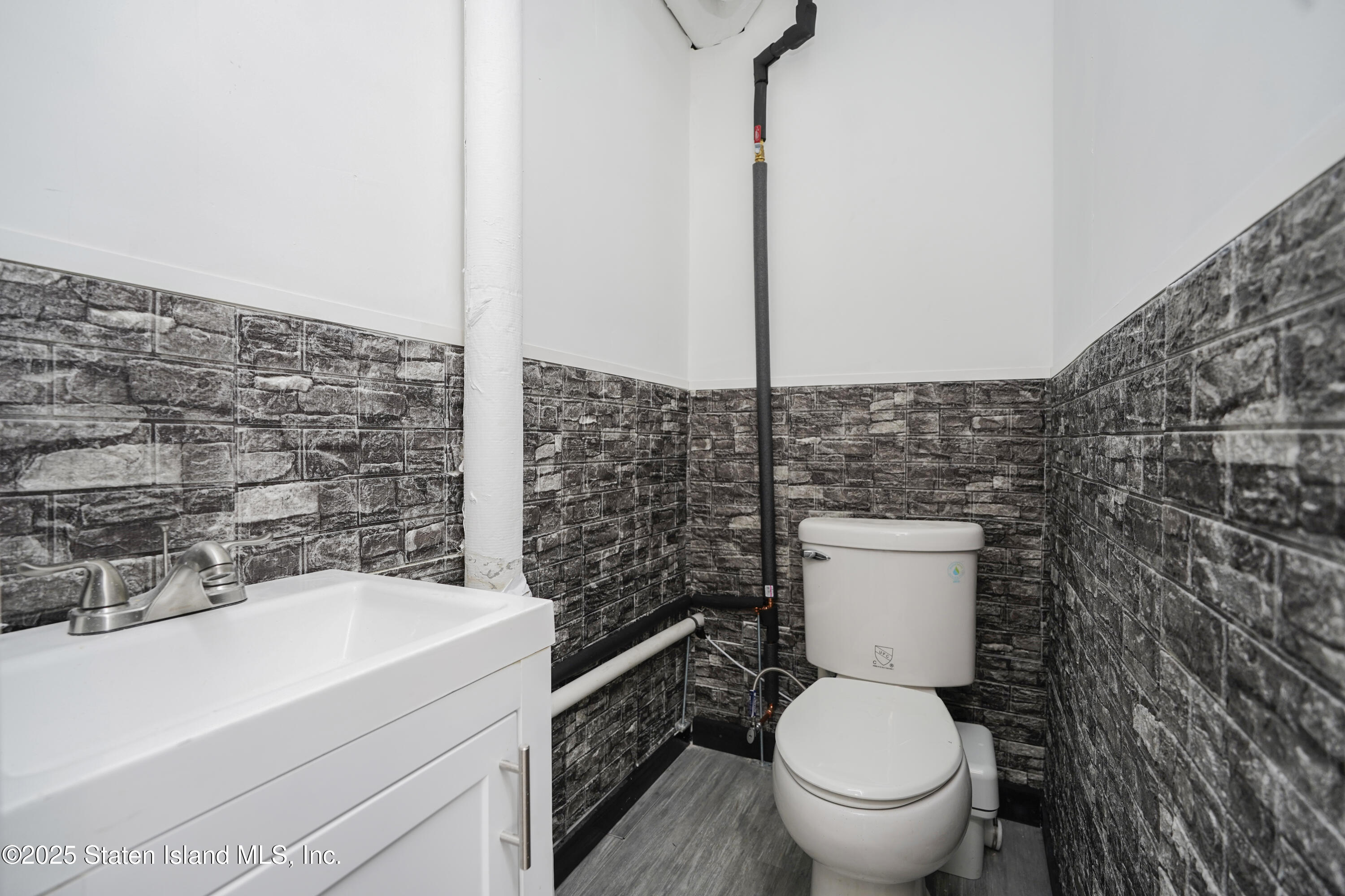668 Yetman Avenue, Staten Island, NY, 10307 image 19