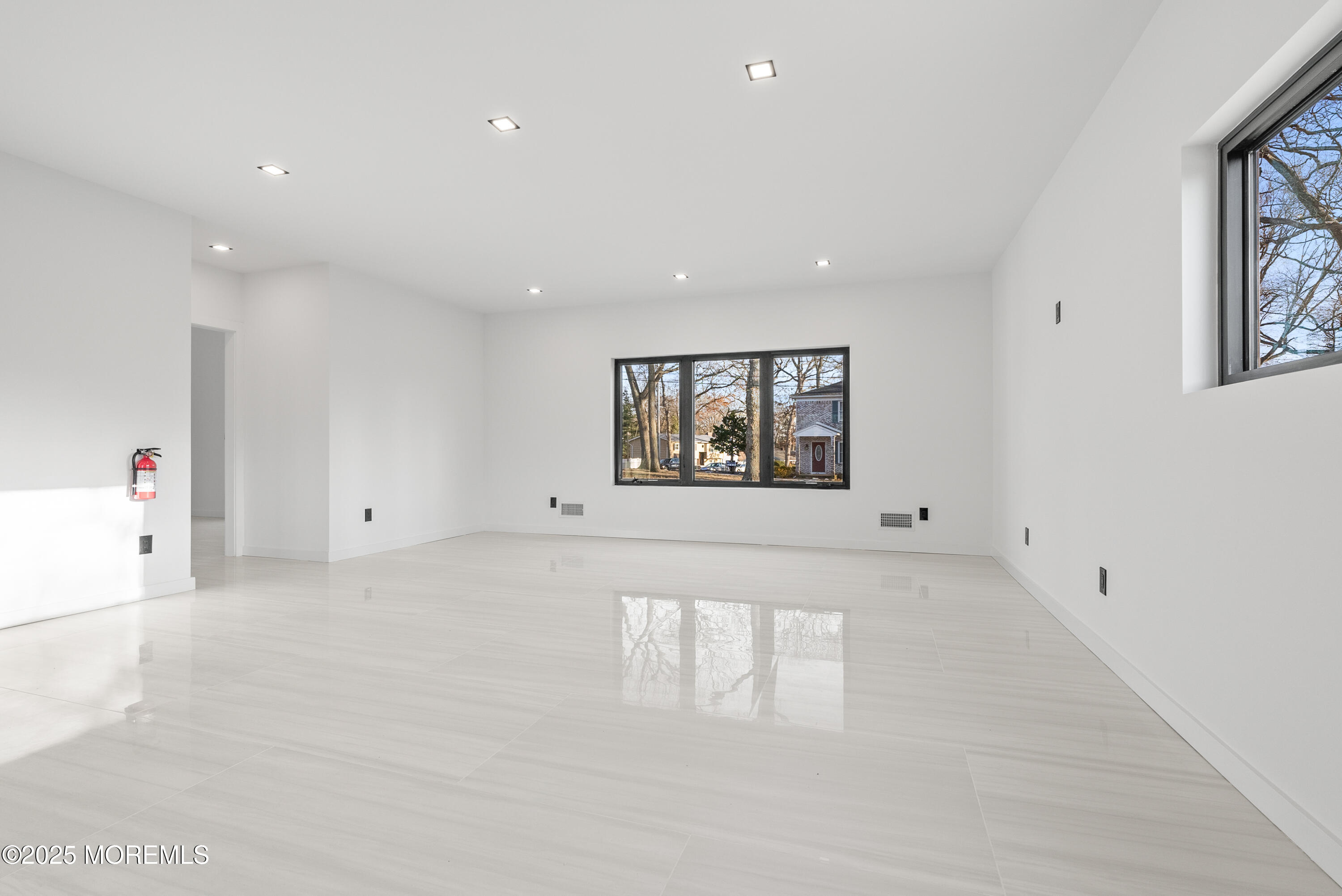 459 Harnell Avenue, Oakhurst, NJ, 07755 image 7