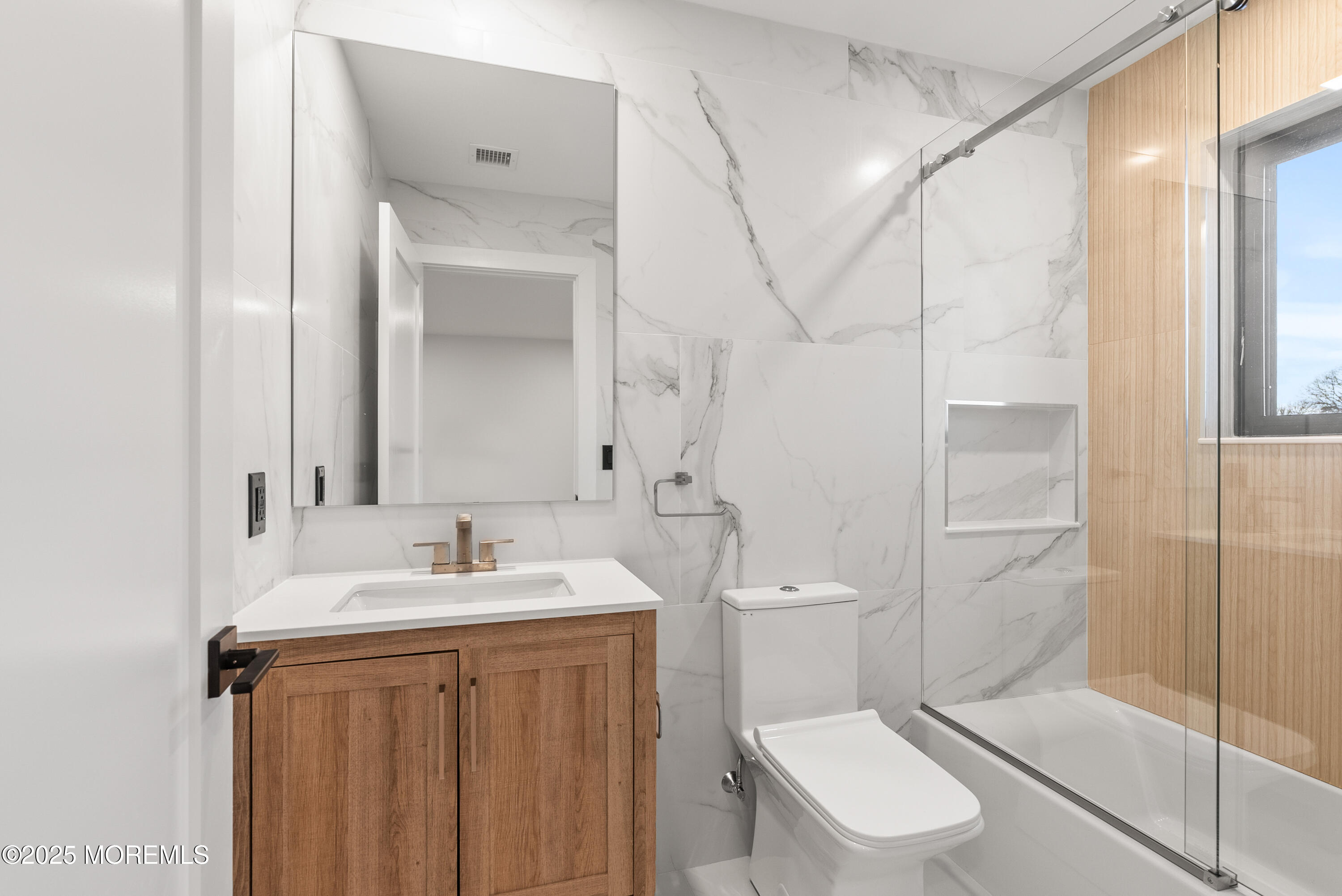 459 Harnell Avenue, Oakhurst, NJ, 07755 image 36