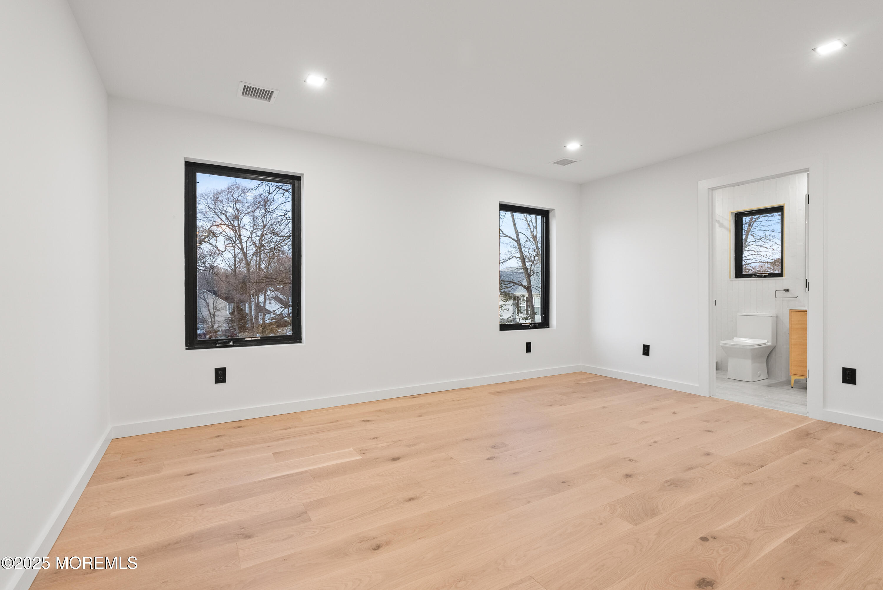 459 Harnell Avenue, Oakhurst, NJ, 07755 image 47