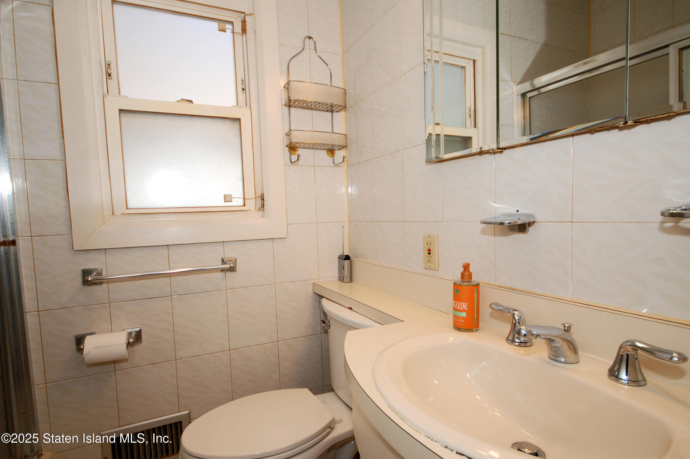 33 Emerson Court, Staten Island, NY, 10304 image 15
