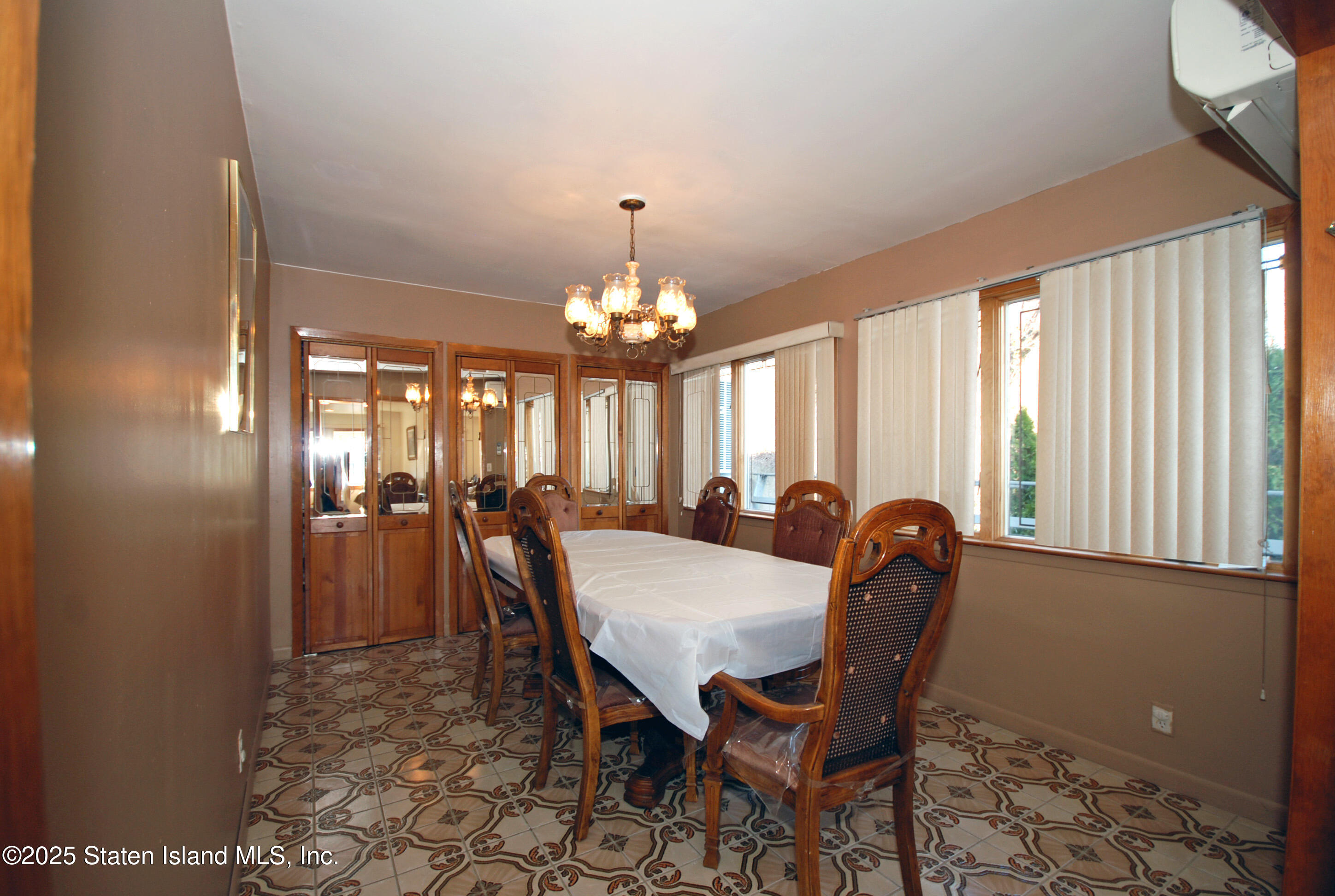 33 Emerson Court, Staten Island, NY, 10304 image 8