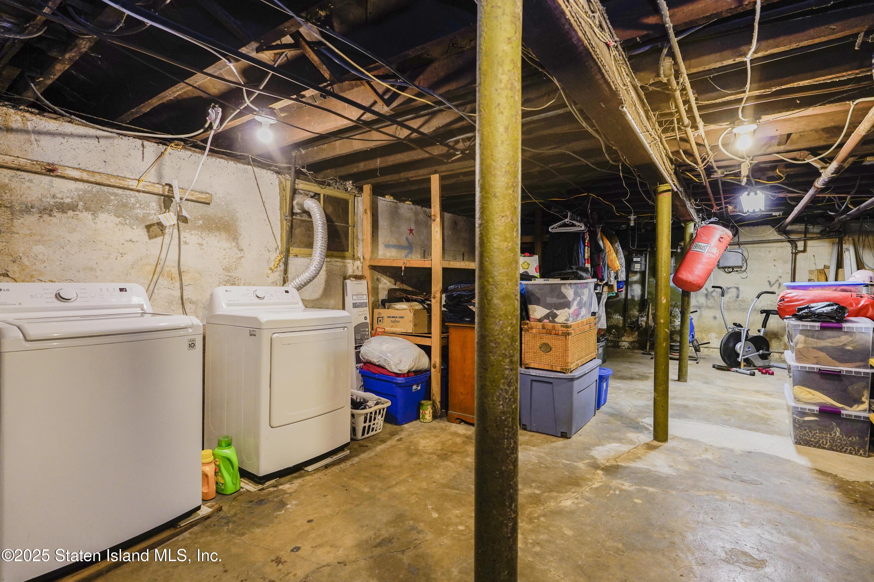 443 Home Ave, Staten Island, NY, 10305 image 21