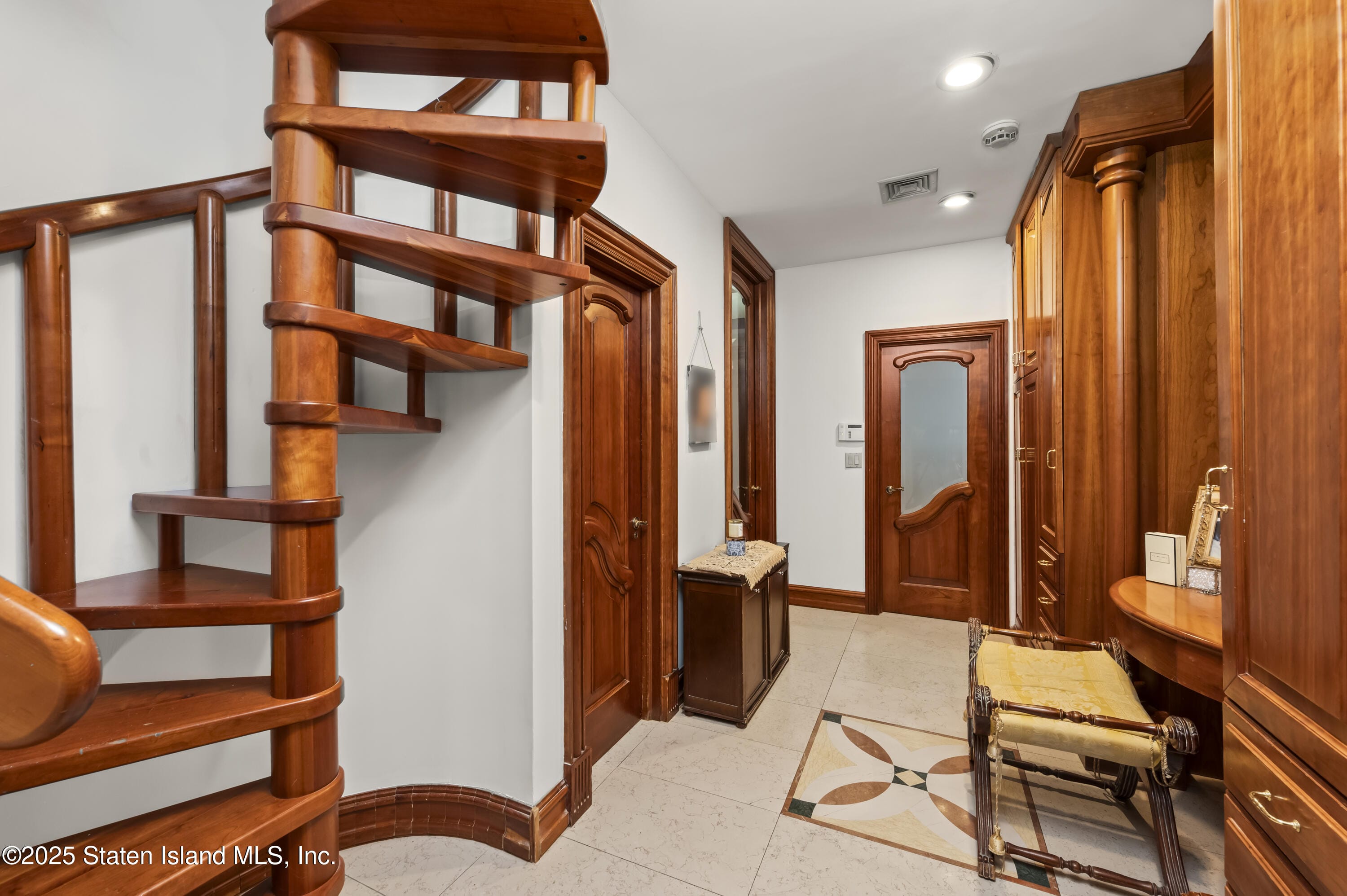 35 Jeffrey Place, Staten Island, NY, 10307 image 29