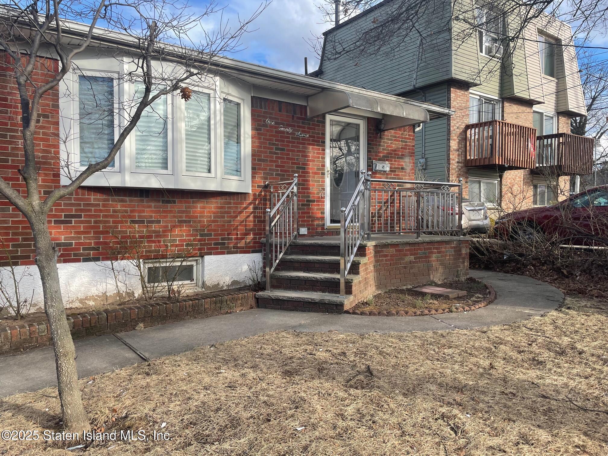 127 Bradley Avenue, Staten Island, NY, 10314