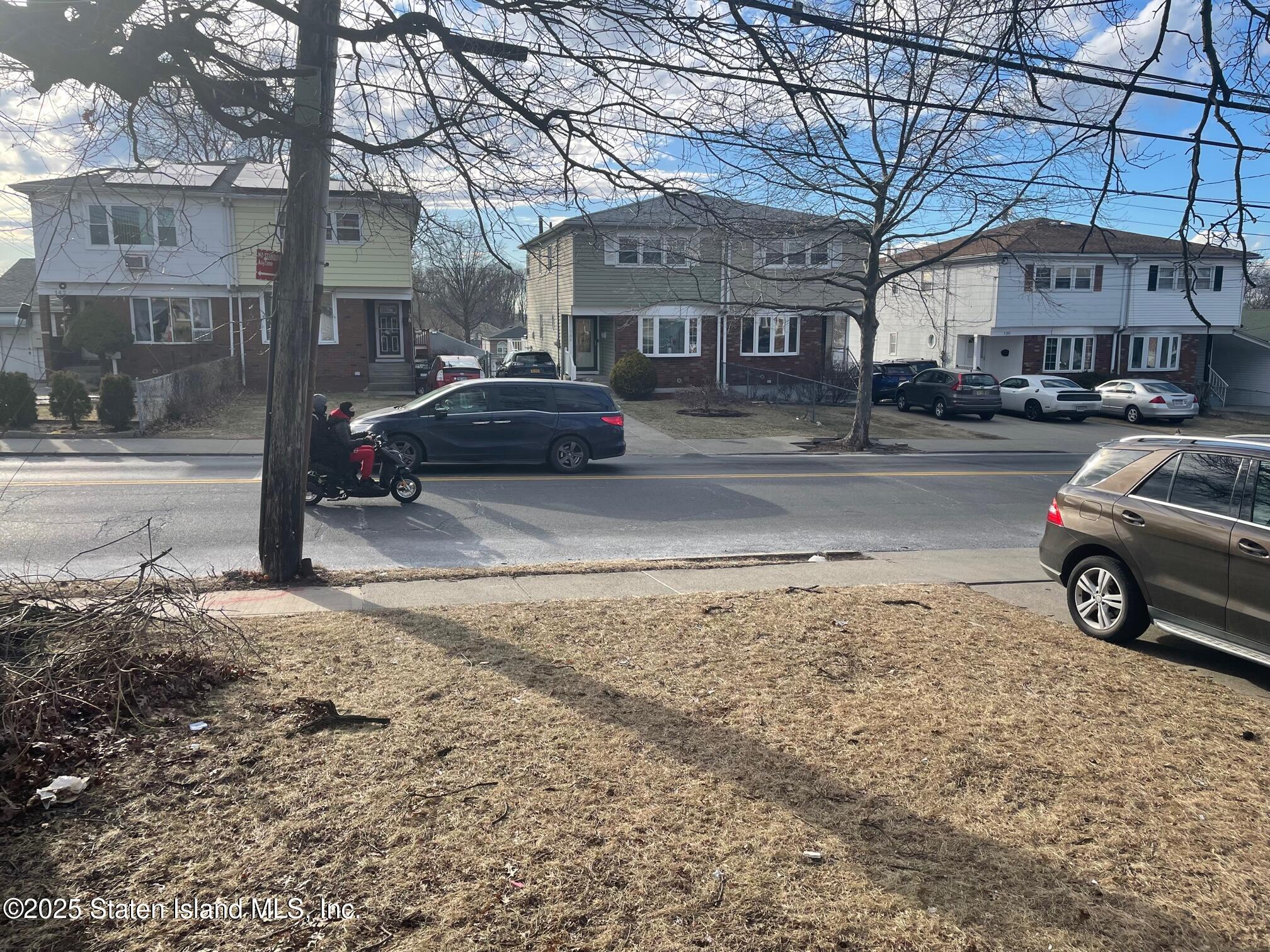 127 Bradley Avenue, Staten Island, NY, 10314