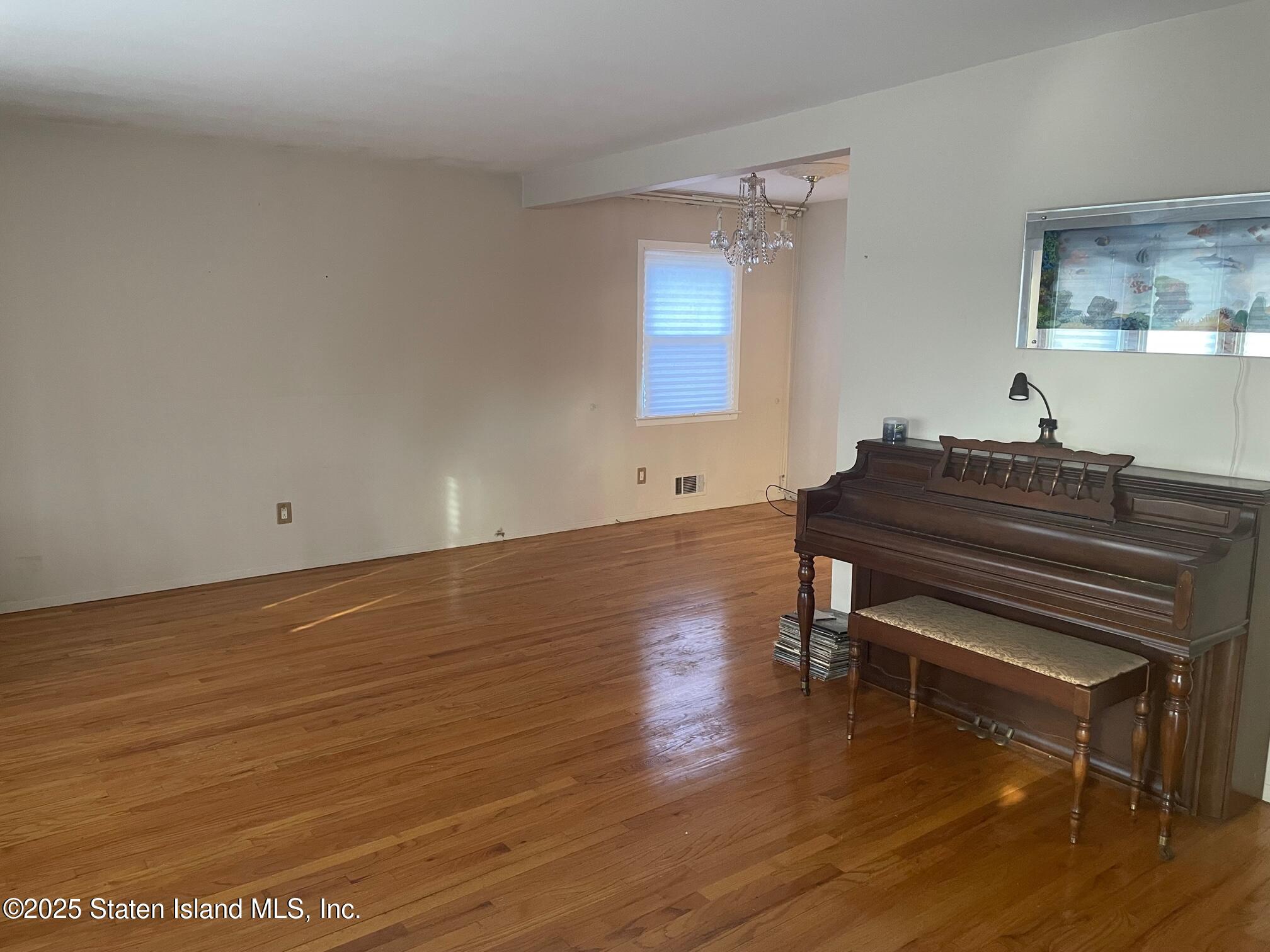 127 Bradley Avenue, Staten Island, NY, 10314