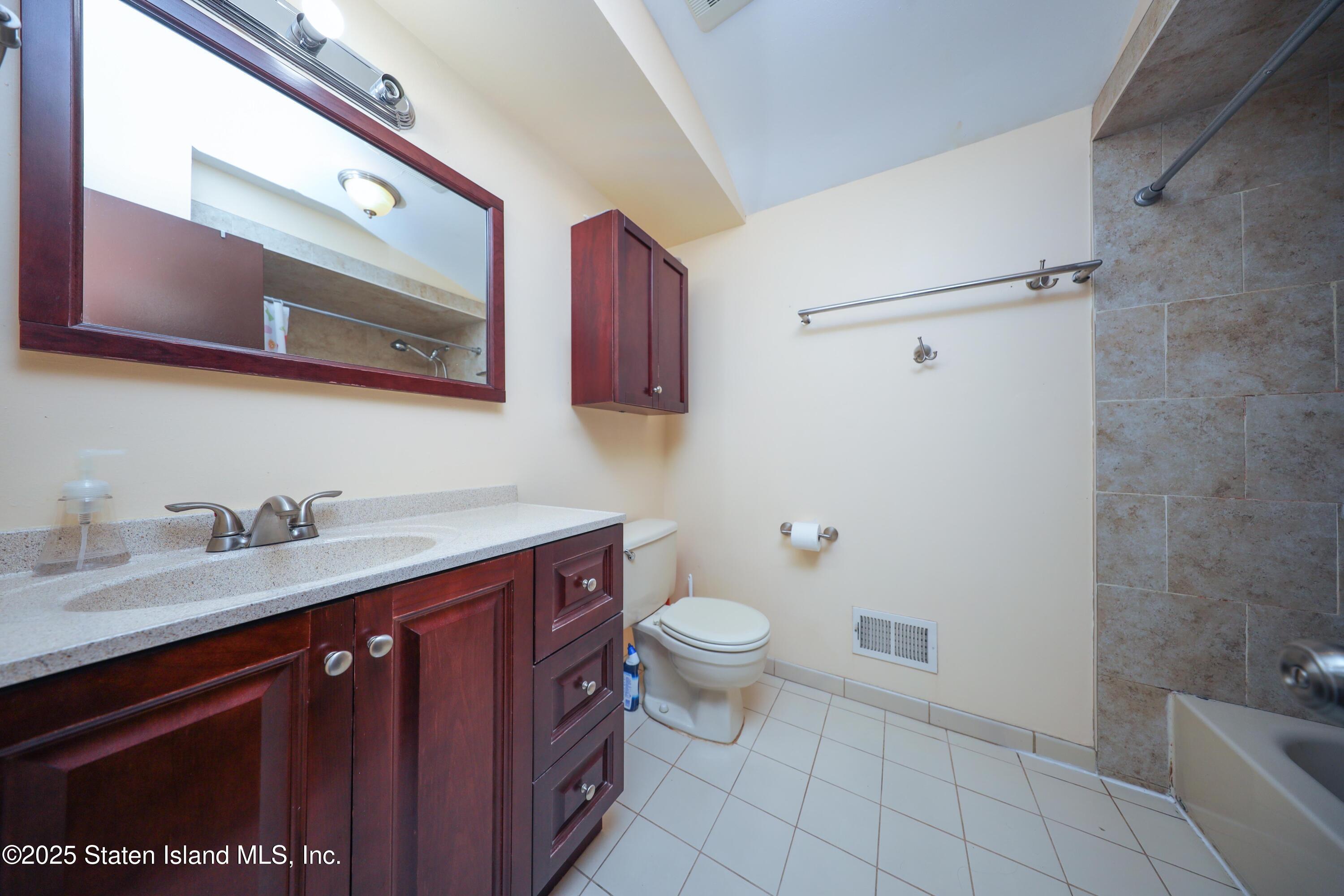 285 Bartlett Avenue, Staten Island, NY, 10312 image 12