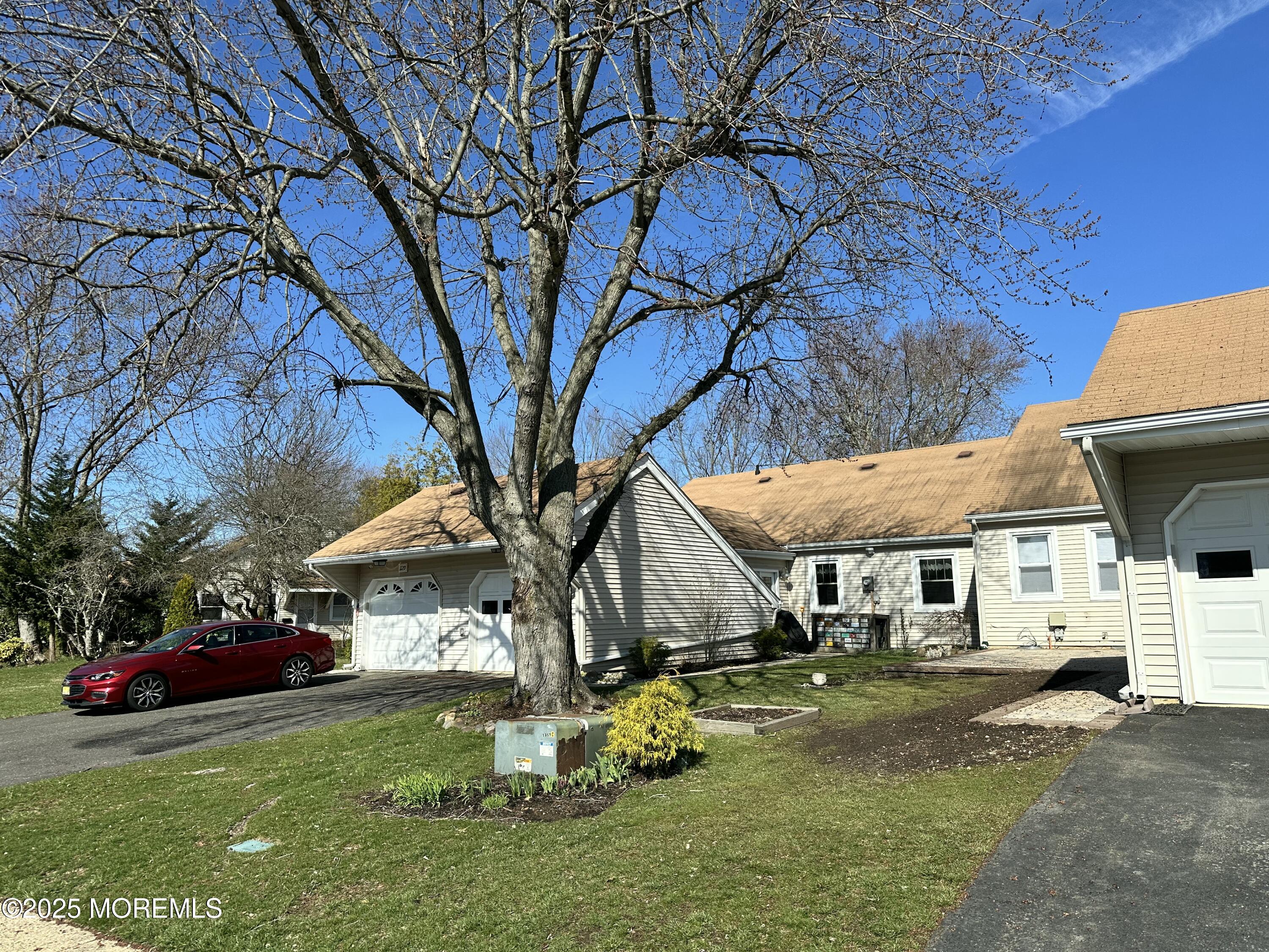 112 Pilatus Platz C Image 5