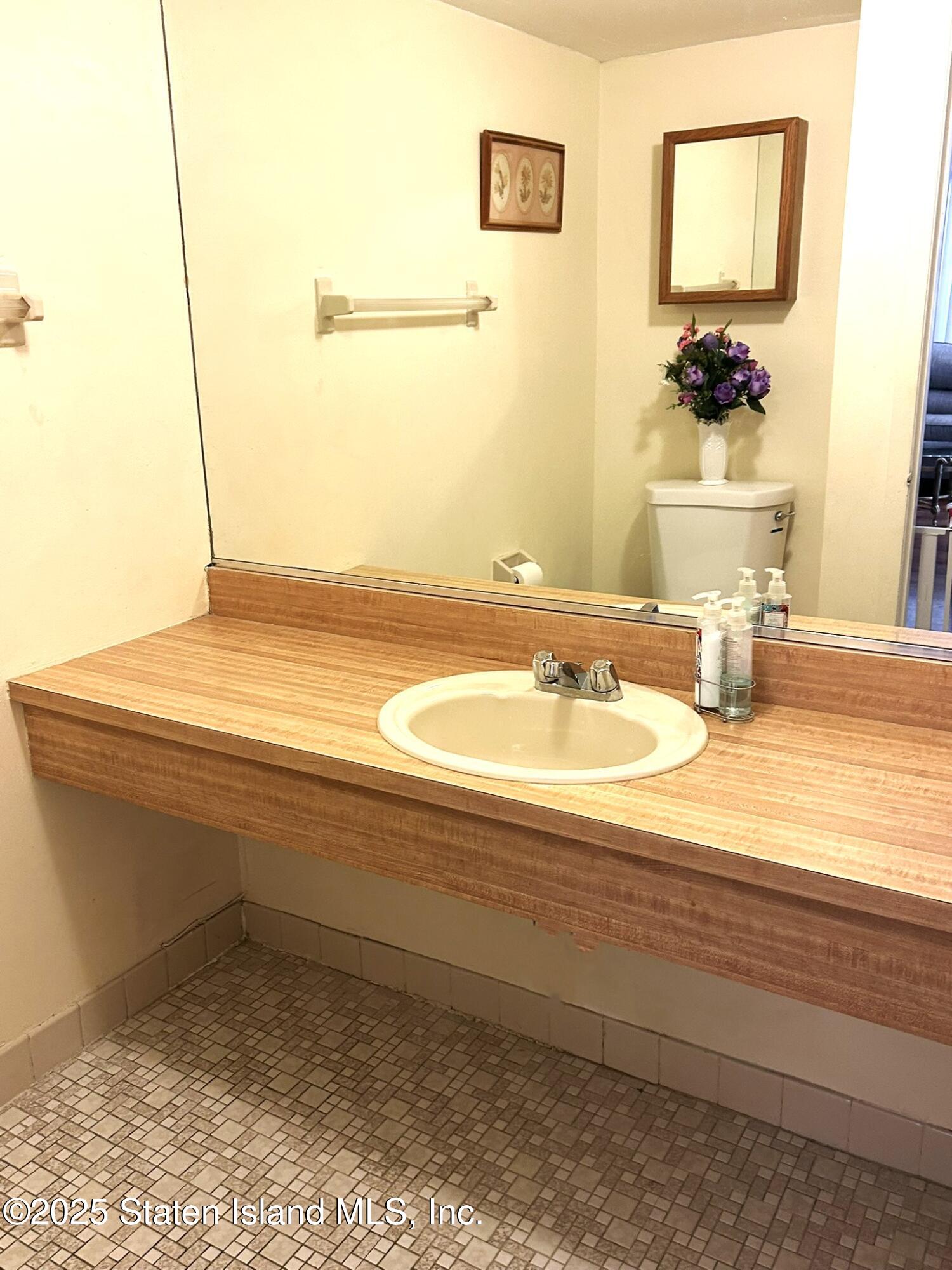 31 Leo Street A, Staten Island, NY, 10314 image 11