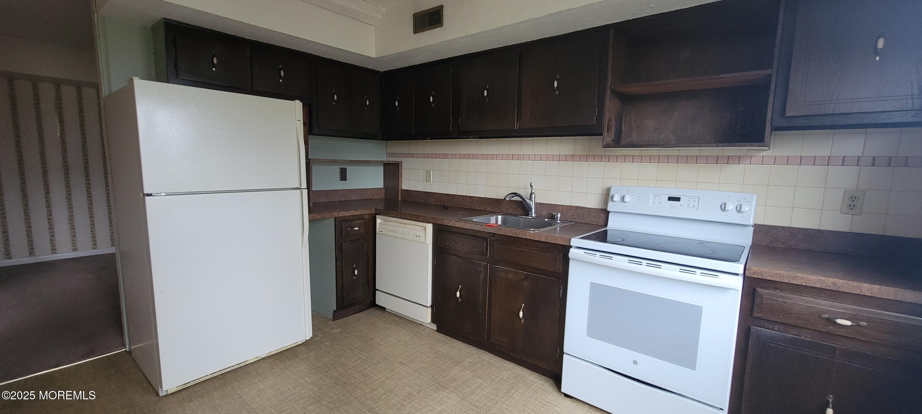 27 Arlene Court, Brick, NJ, 08724 image 6