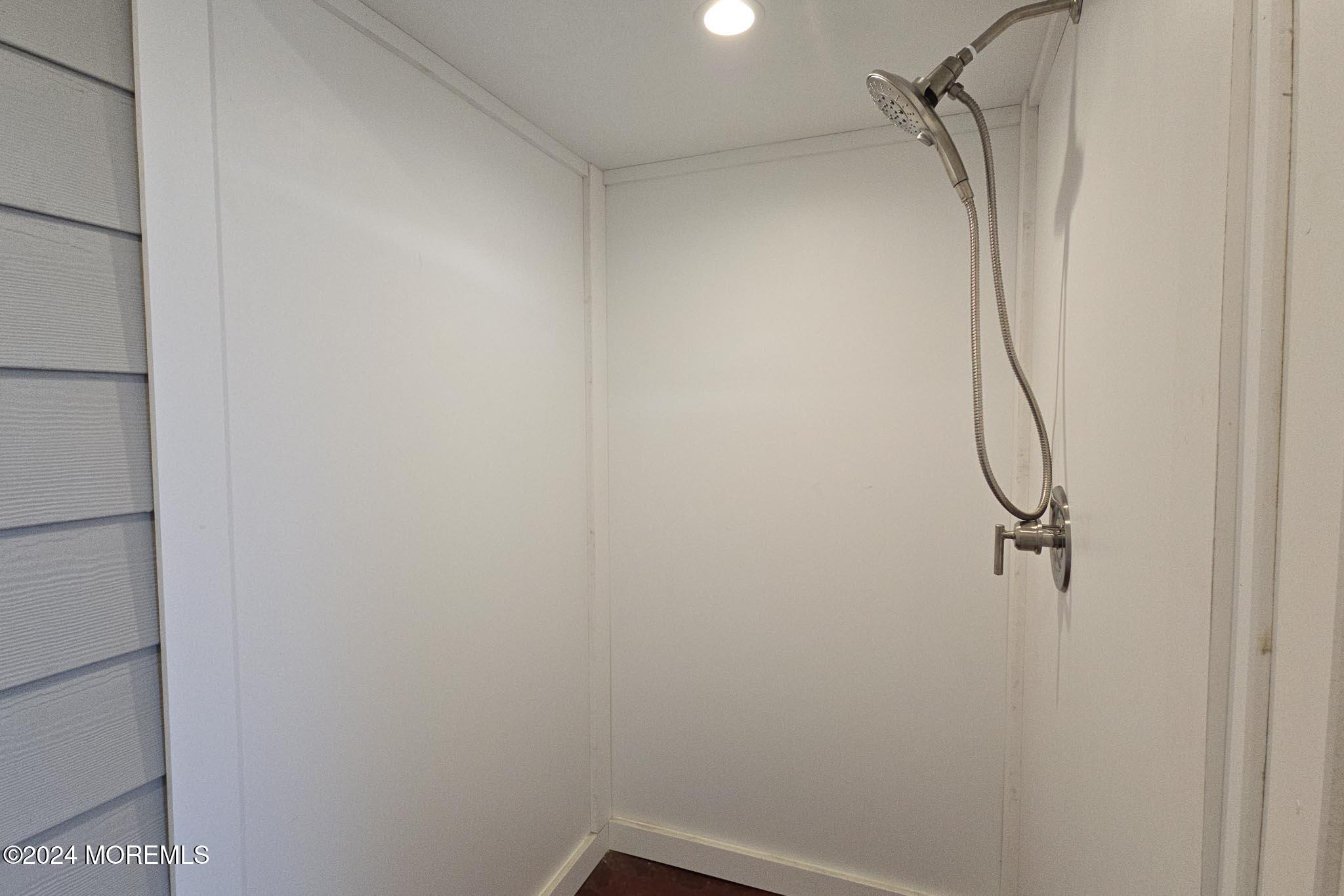 16 Newark Avenue, Lavallette, NJ, 08735 image 37