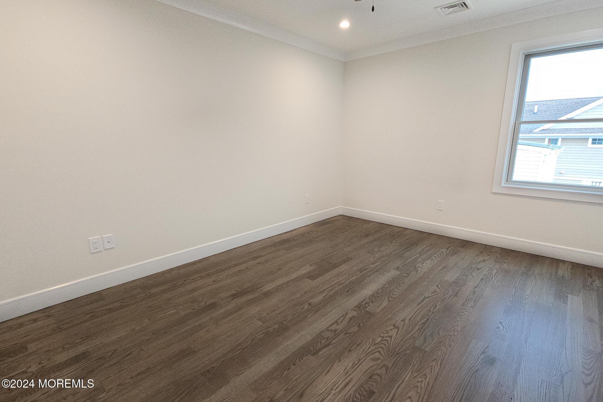 16 Newark Avenue, Lavallette, NJ, 08735 image 54