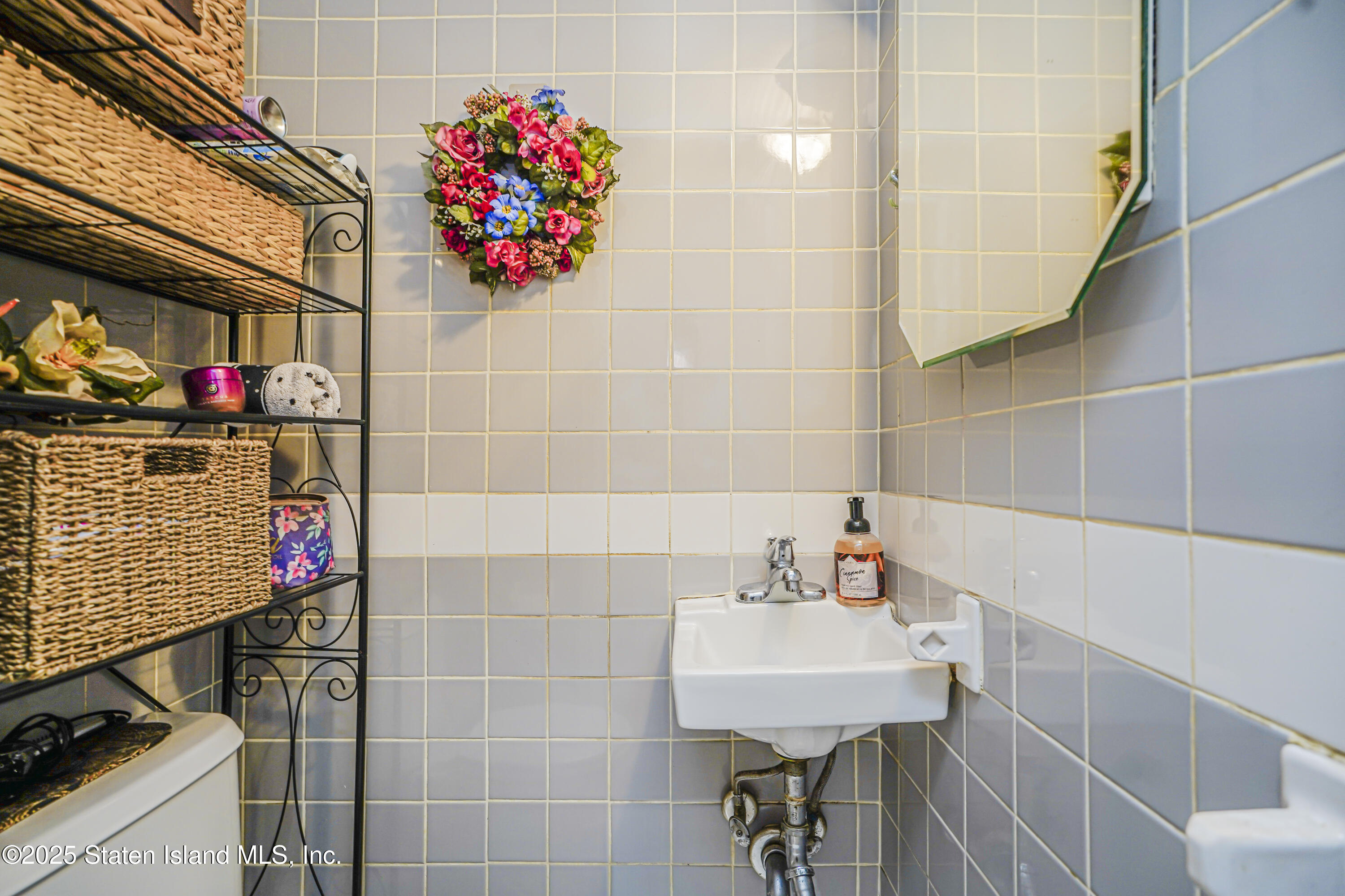 208 Tysens Lane, Staten Island, NY, 10306 image 17