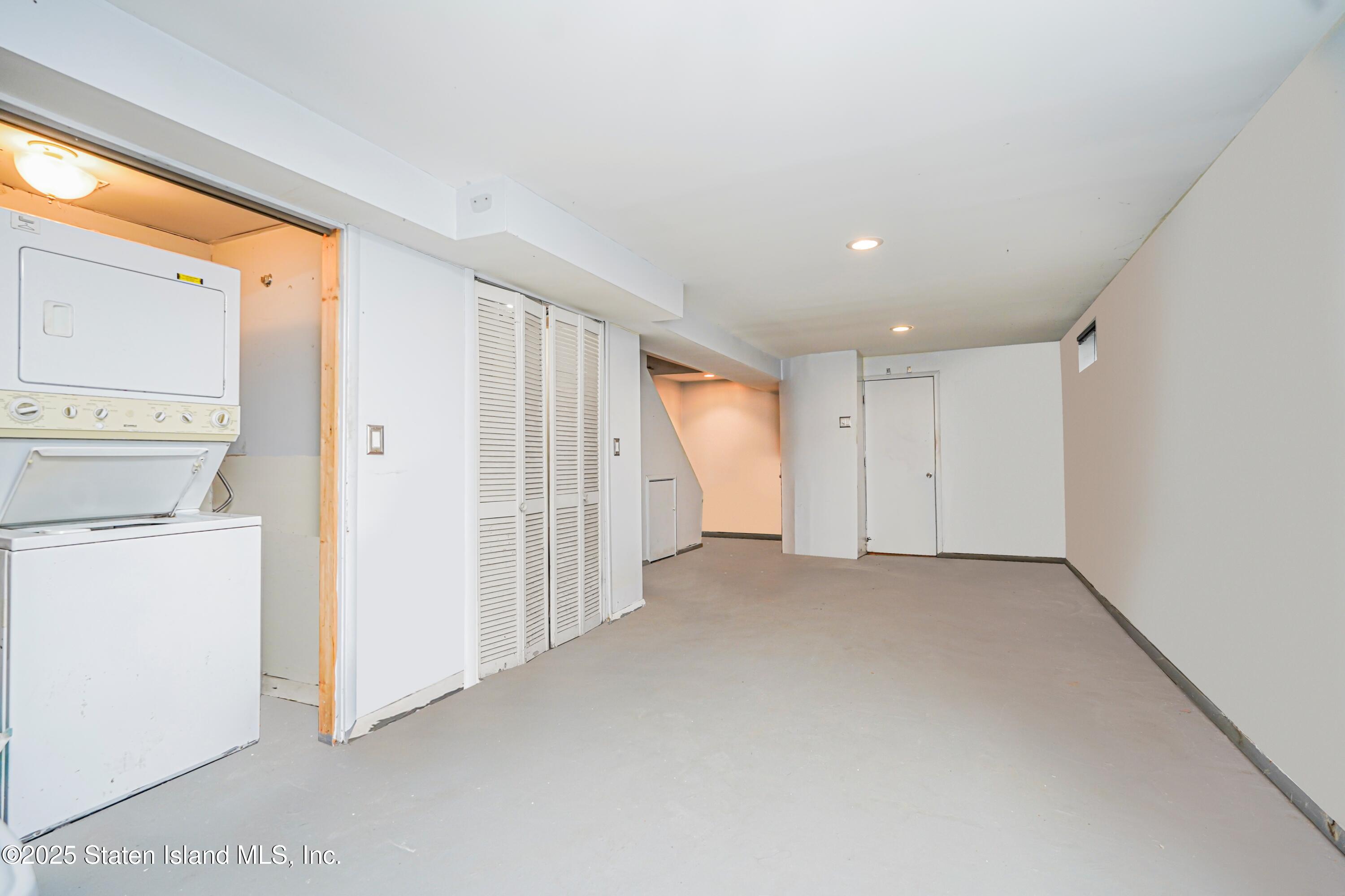 208 Tysens Lane, Staten Island, NY, 10306 image 15