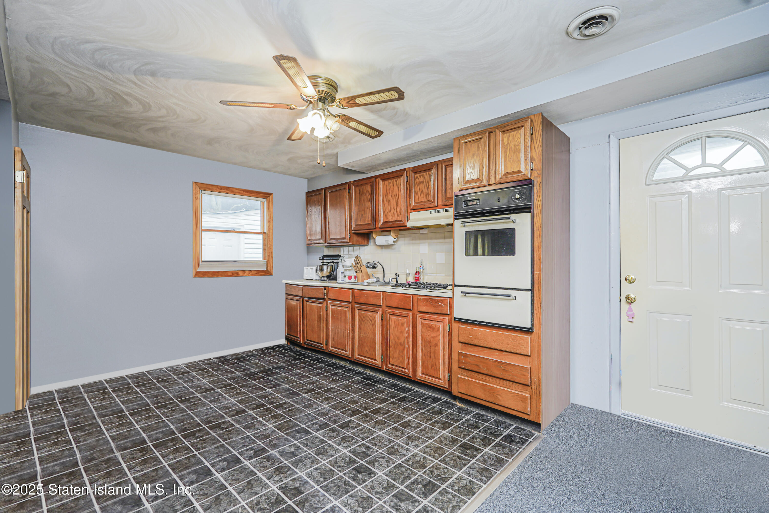 38 Case Avenue, Staten Island, NY, 10309 image 23