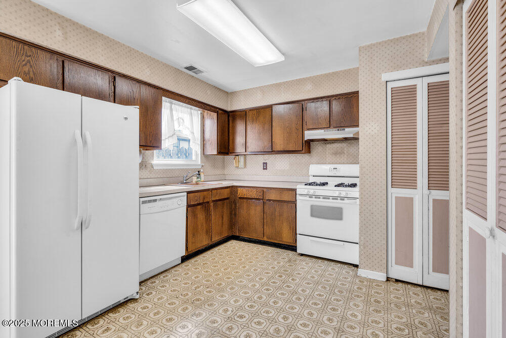 222 Greenwood Loop Road, Brick, NJ, 08724 image 9