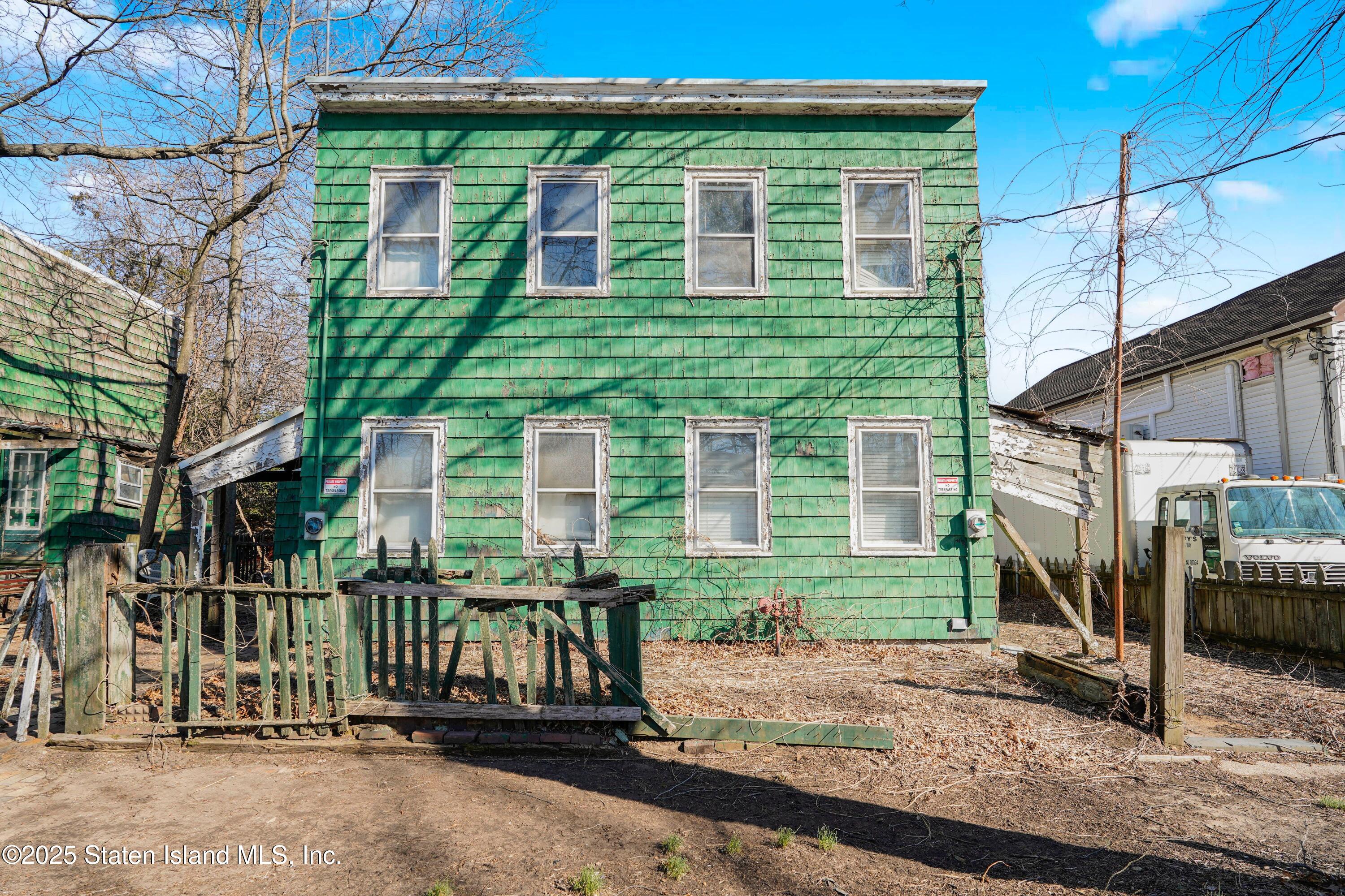 54 Kreischer Street Image 2