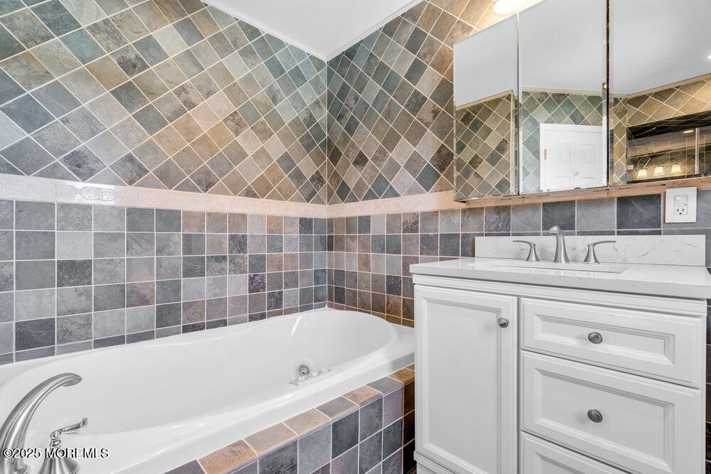 44 Longstreet Road, Manalapan, NJ, 07726 image 32