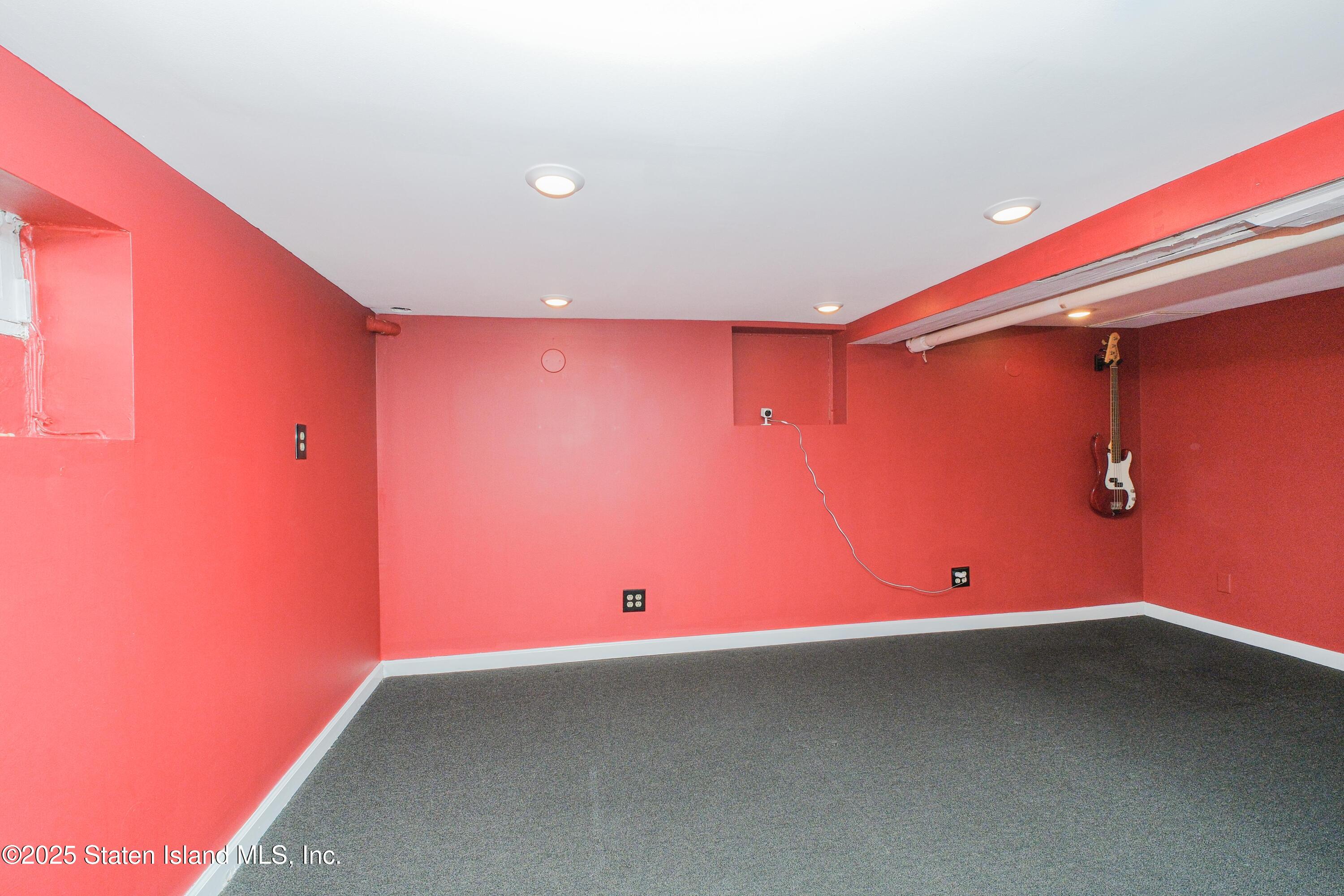 64 Whitman Avenue, Staten Island, NY, 10308 image 28