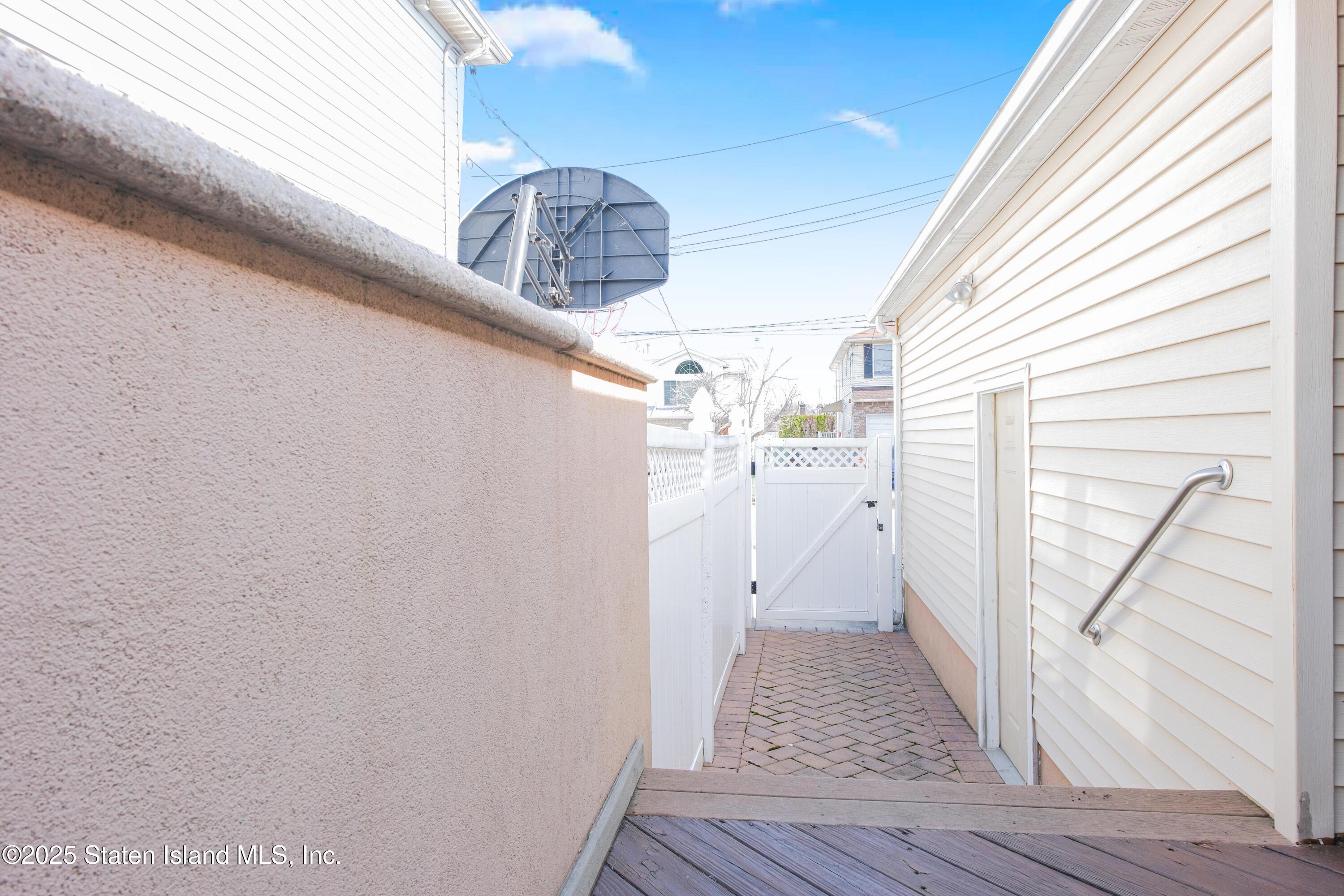 64 Whitman Avenue, Staten Island, NY, 10308 image 44
