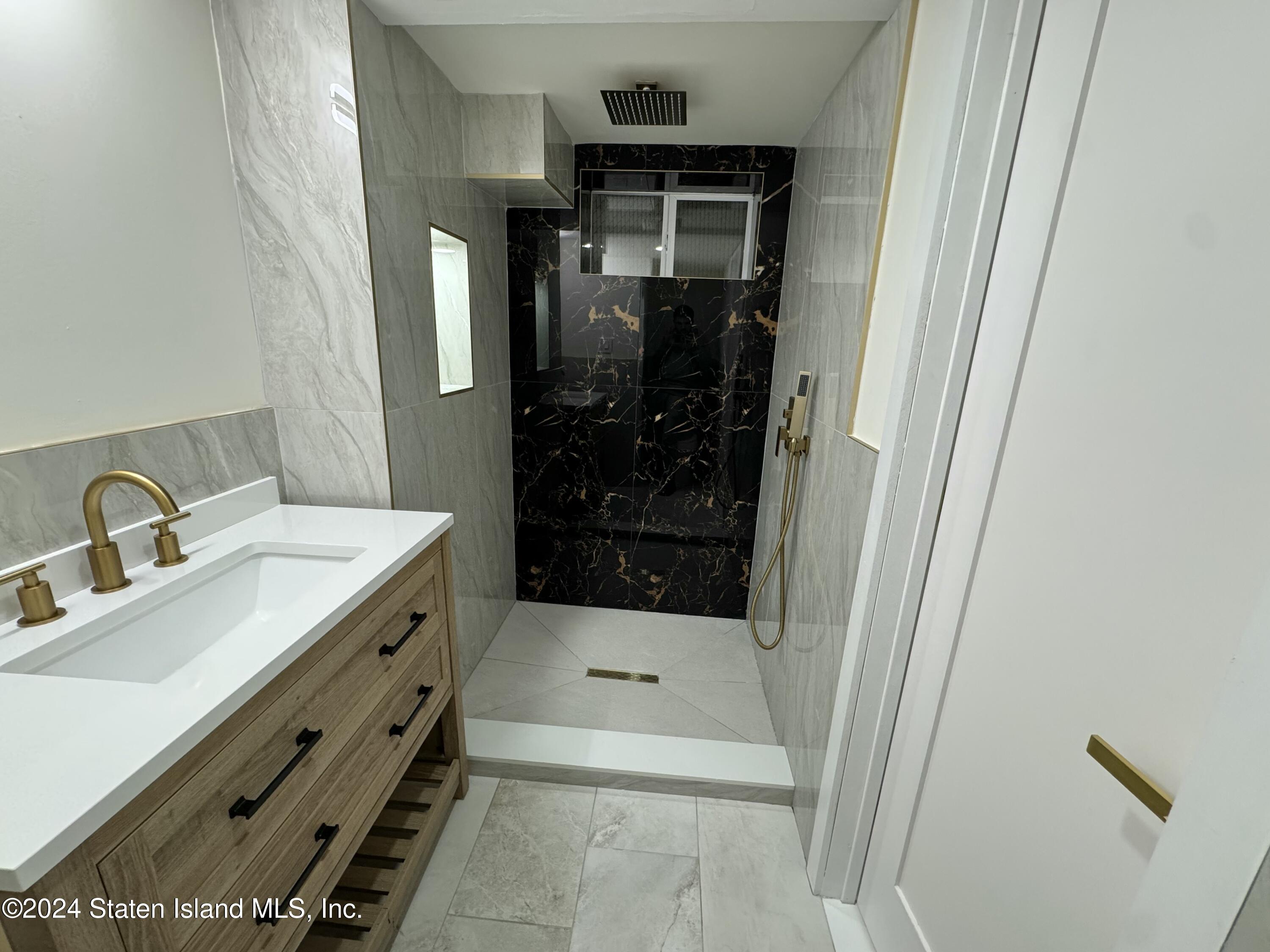 77 City Boulevard, Staten Island, NY, 10301 image 30