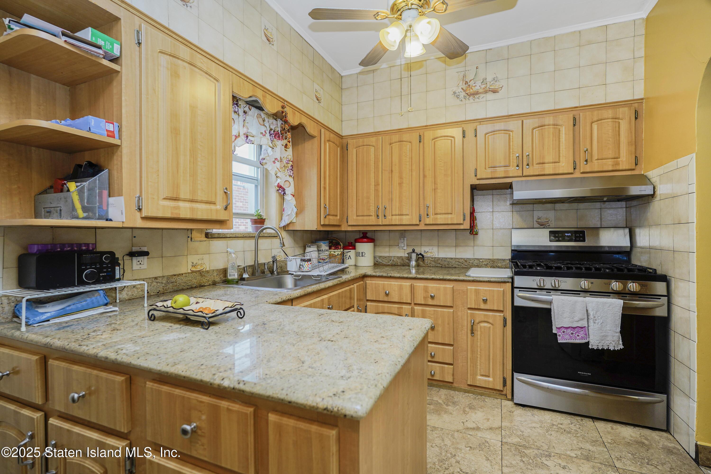 435 East 4th Street, Brooklyn, NY, 11218 image 8