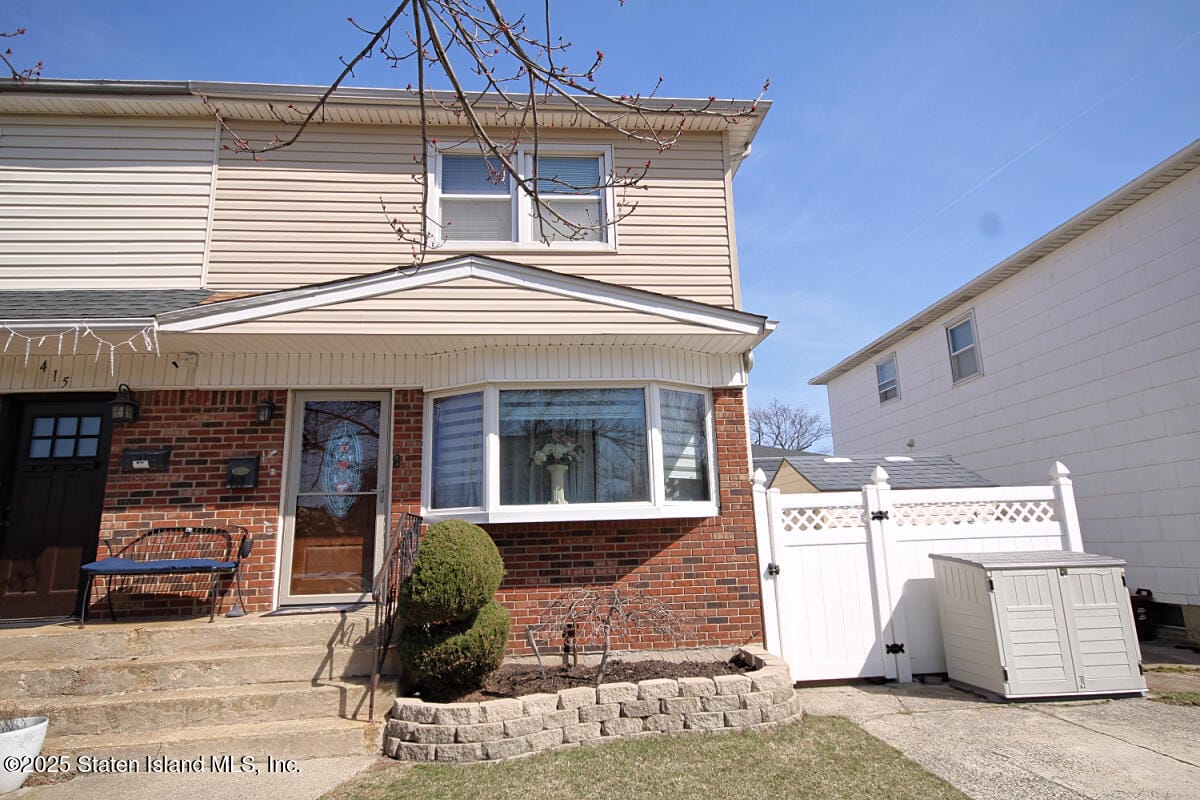 411 Ridgecrest Avenue, Staten Island, NY, 10312