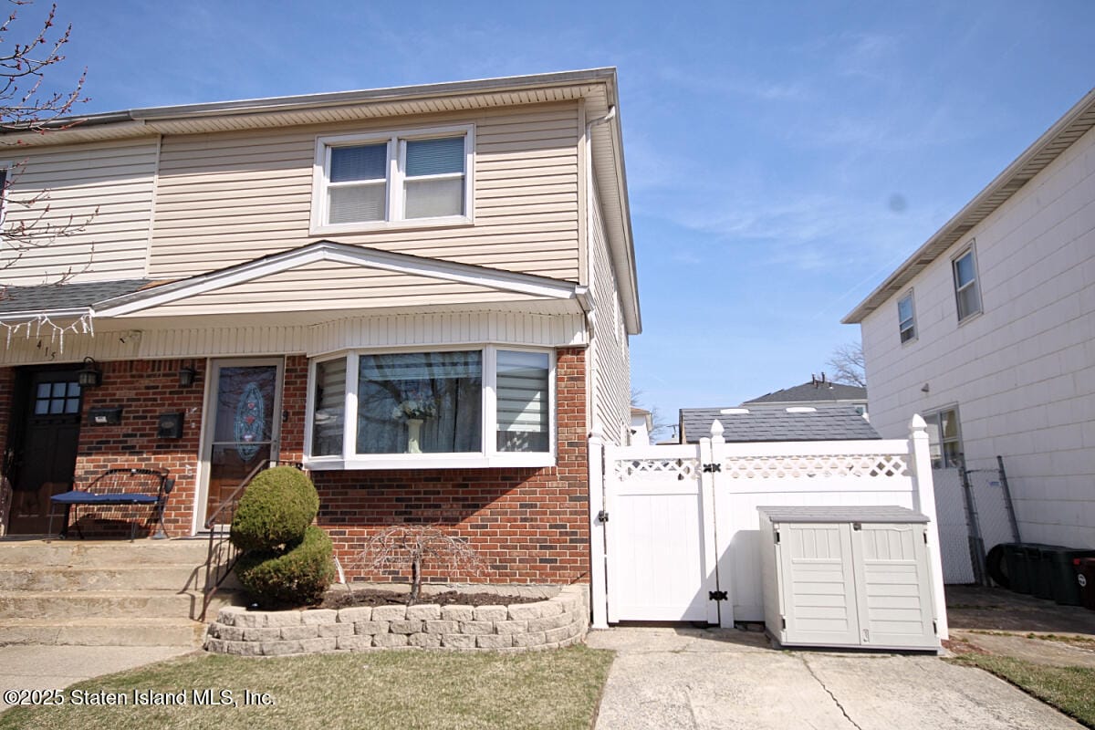 411 Ridgecrest Avenue, Staten Island, NY, 10312