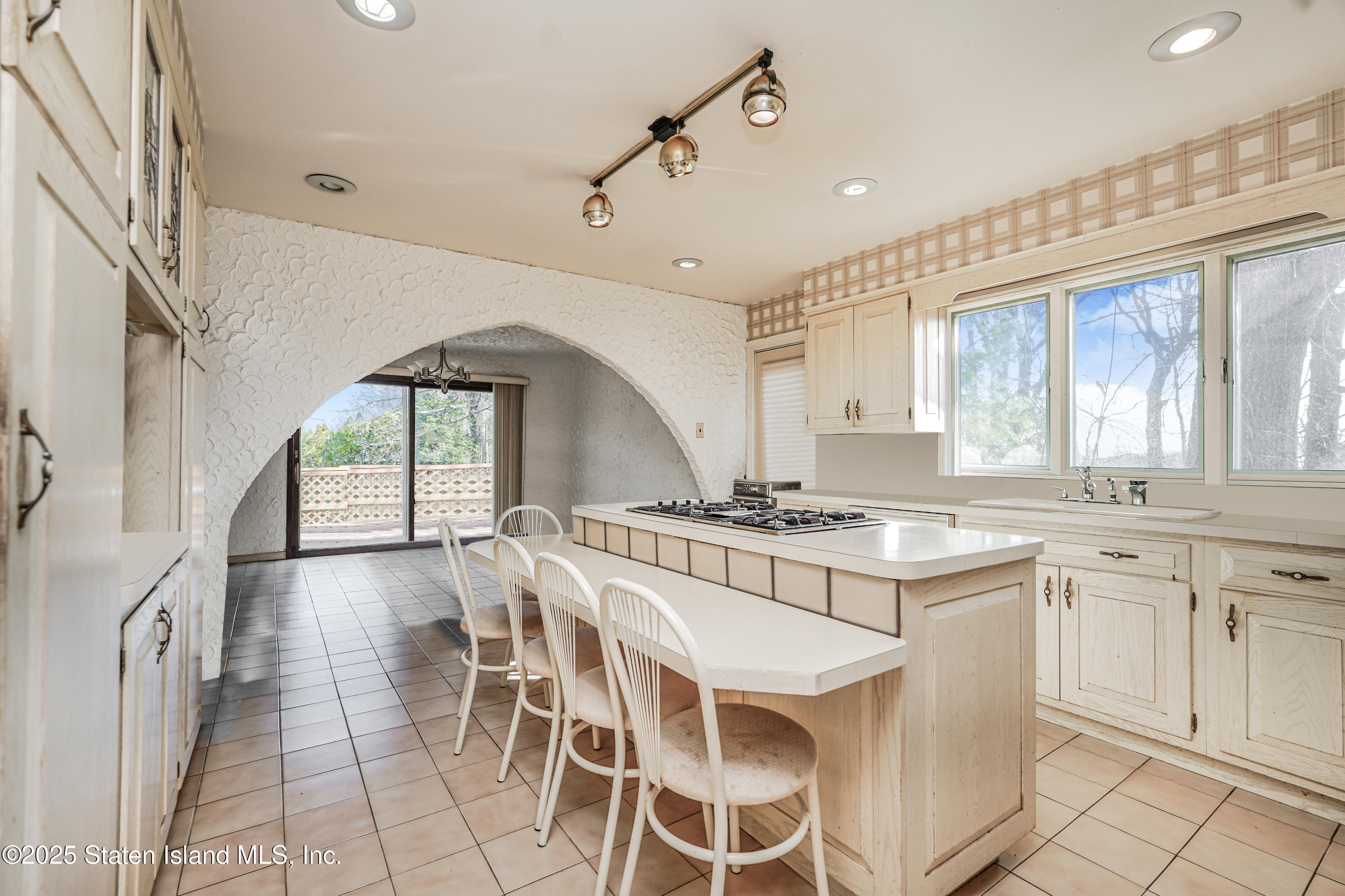 399 Ocean Terrace, Staten Island, NY, 10301 image 6