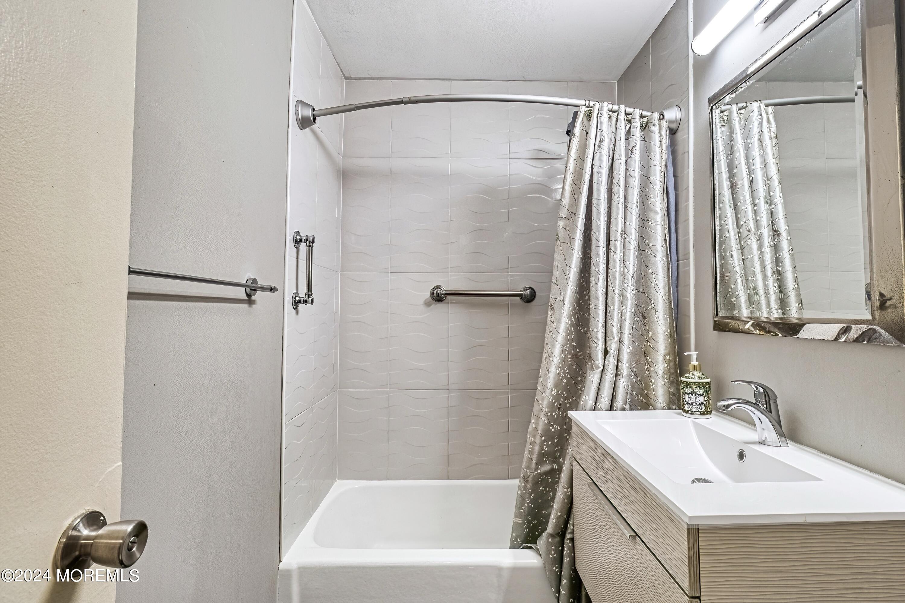 28 Riverside Avenue Apt 1M, Red Bank, NJ, 07701 image 13
