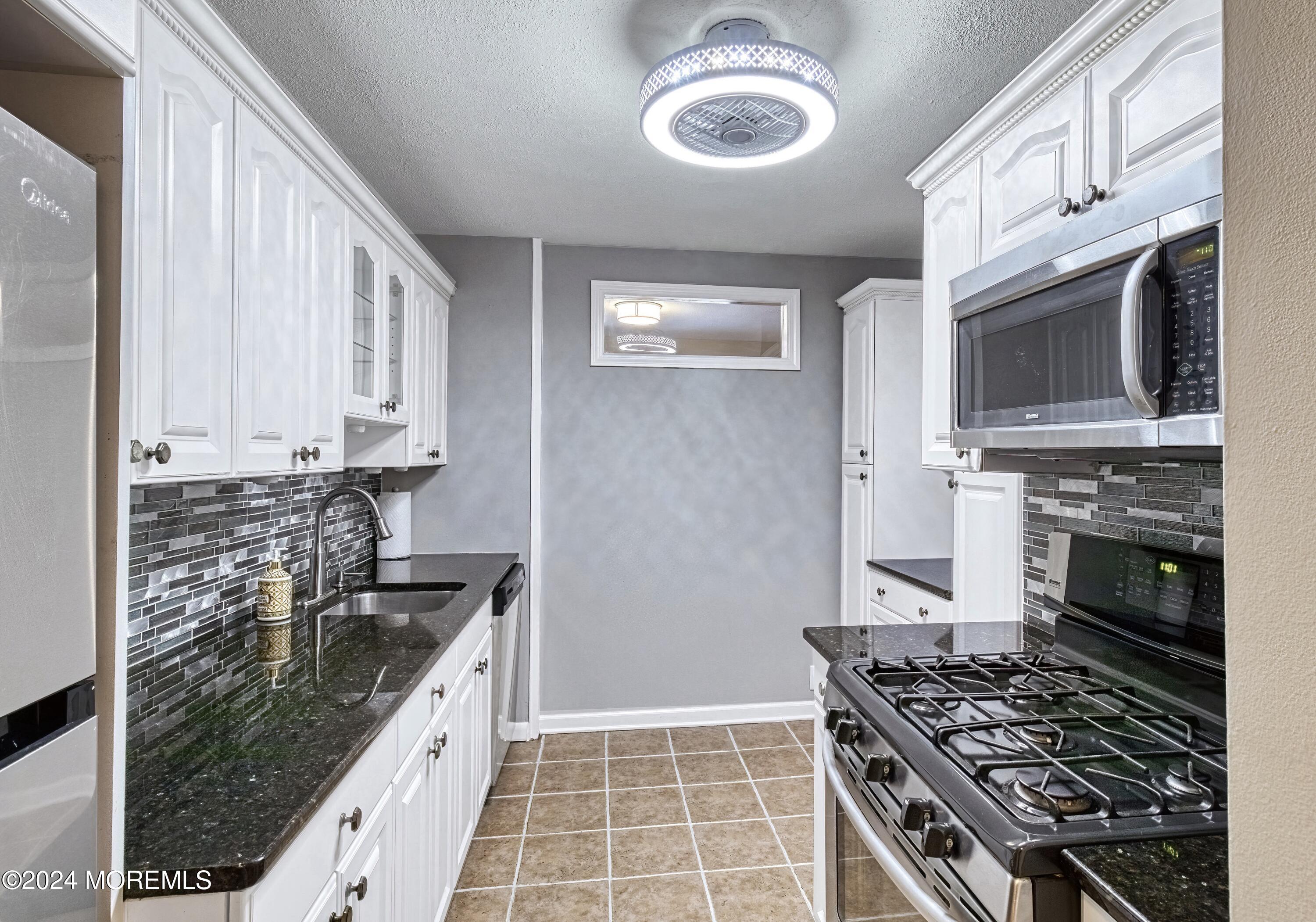 28 Riverside Avenue Apt 1M, Red Bank, NJ, 07701 image 15