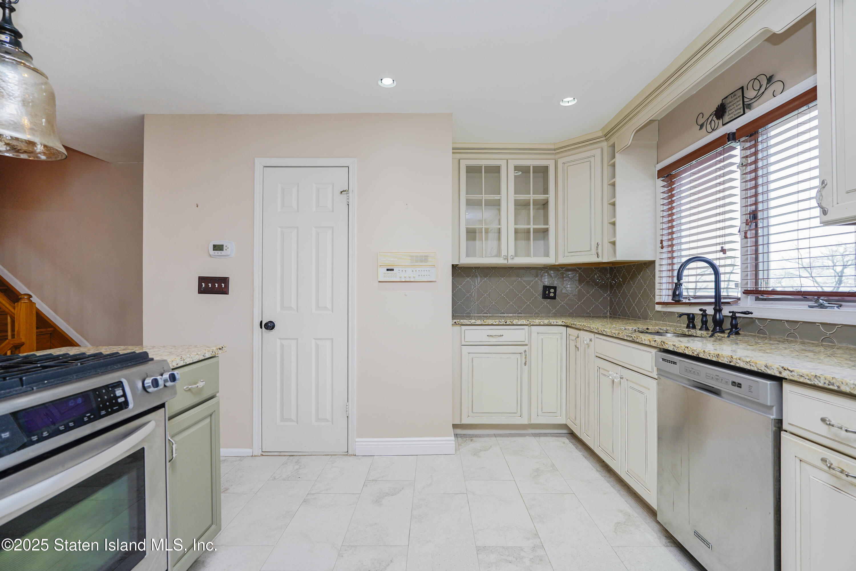 603 Johnston Terrace, Staten Island, NY, 10309 image 18