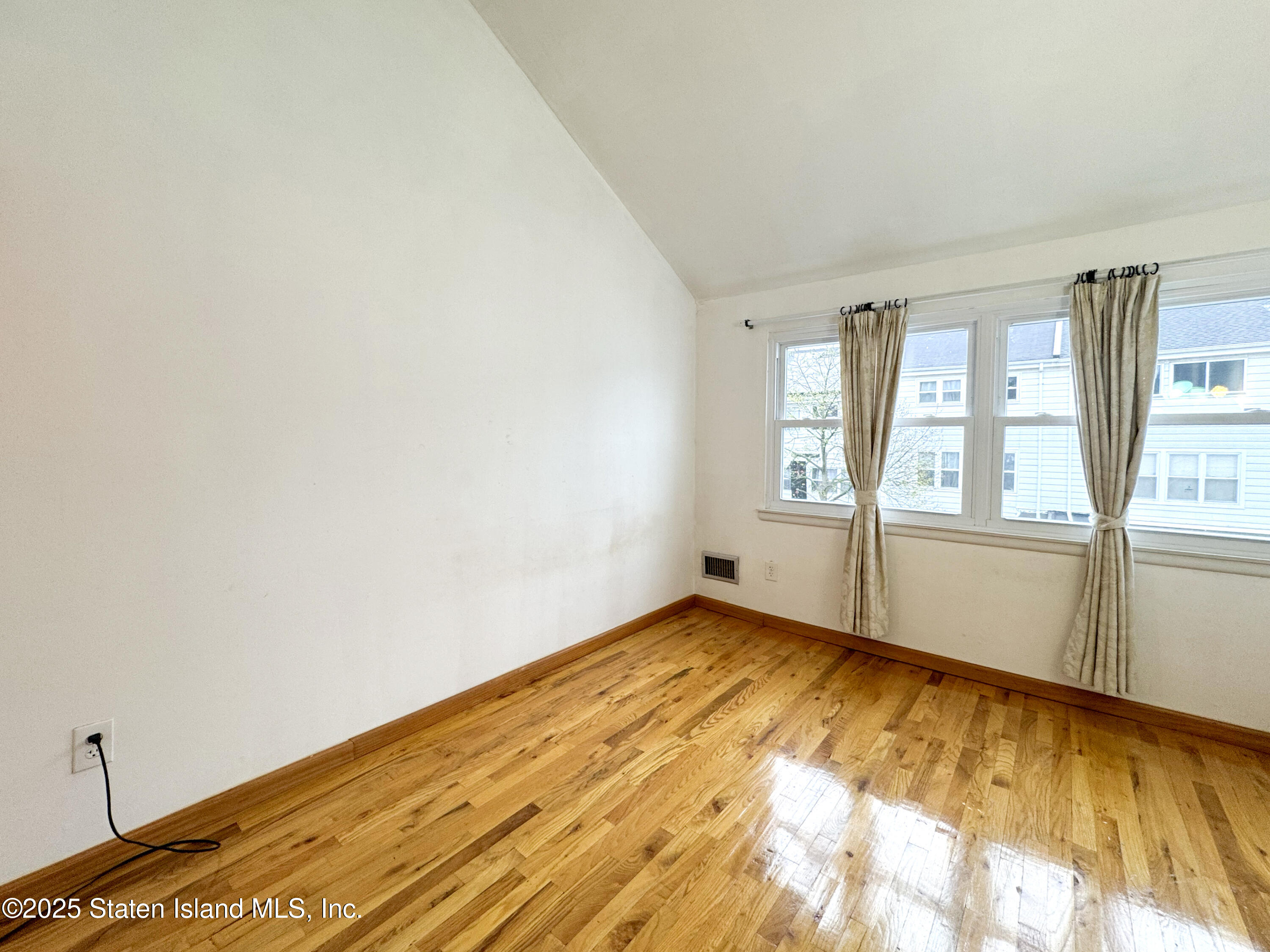 75 Dover Green, Staten Island, NY, 10312 image 16