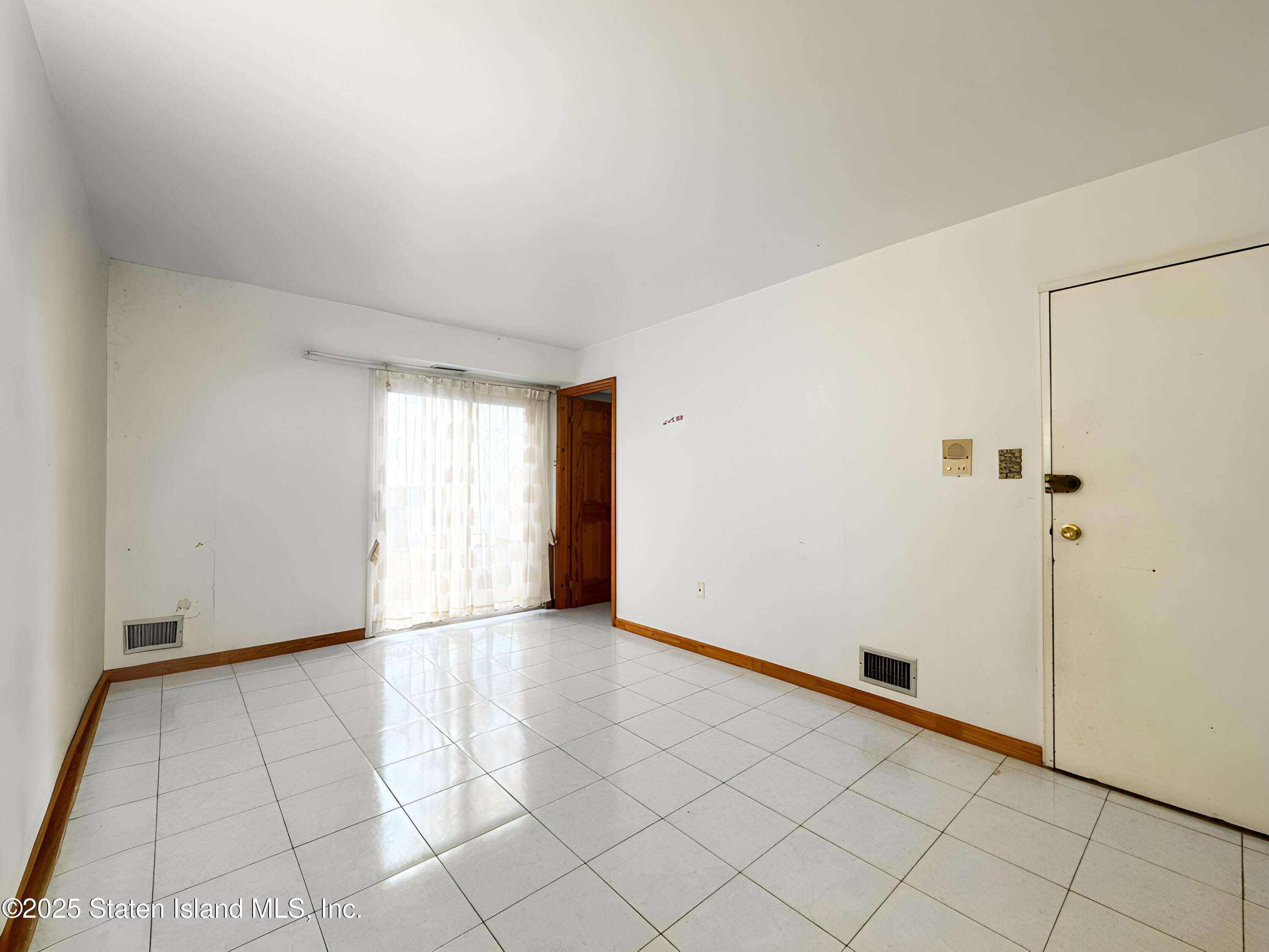 75 Dover Green, Staten Island, NY, 10312 image 26