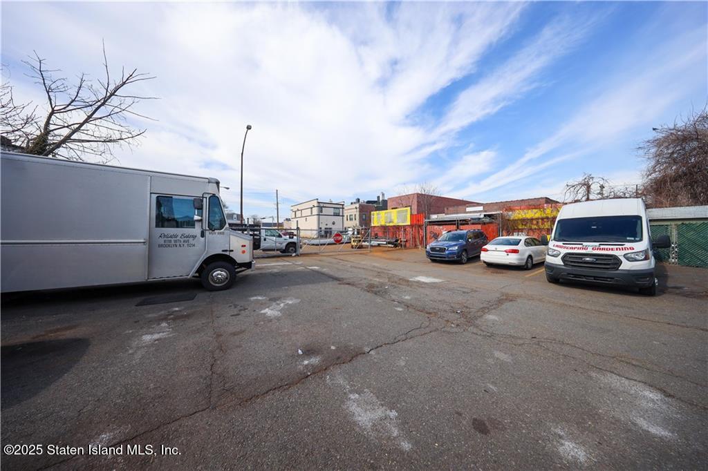 1200 Castleton Avenue Image 5
