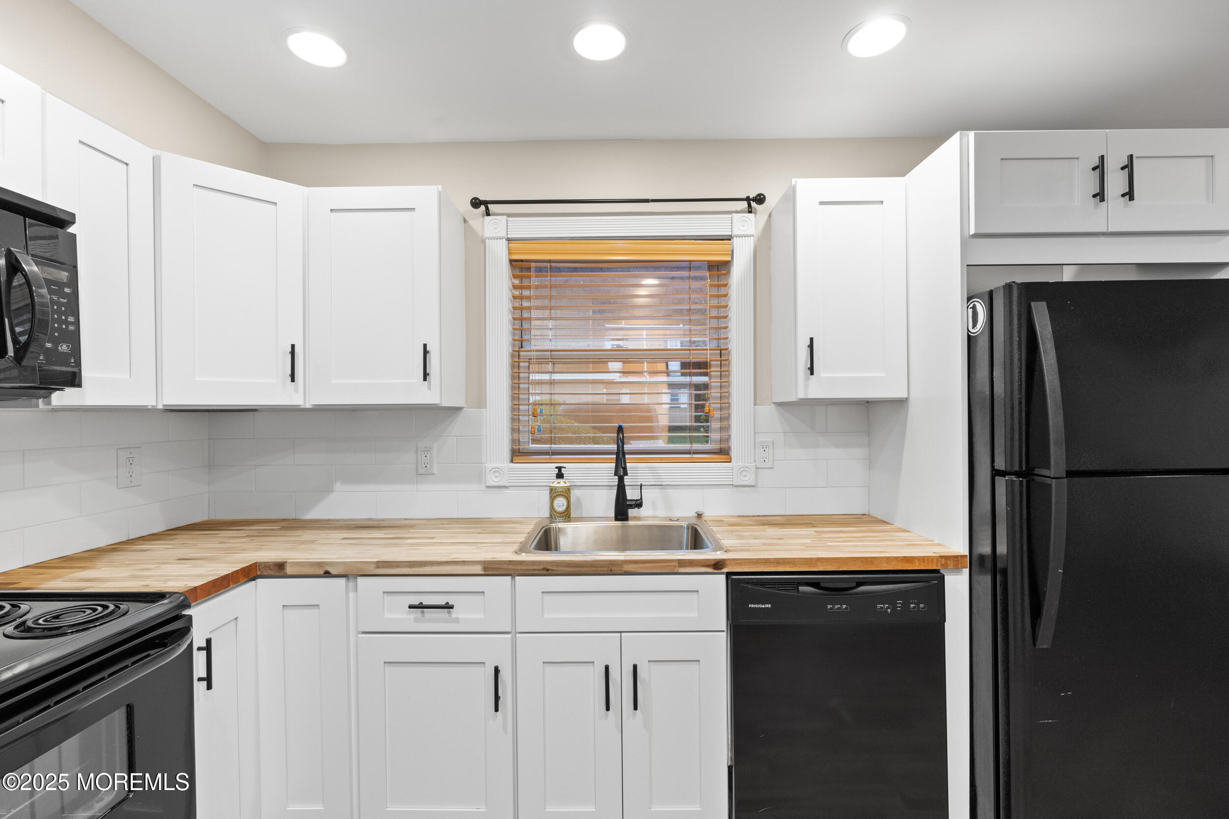 321-323 Shore Drive 3, Highlands, NJ, 07732 image 11