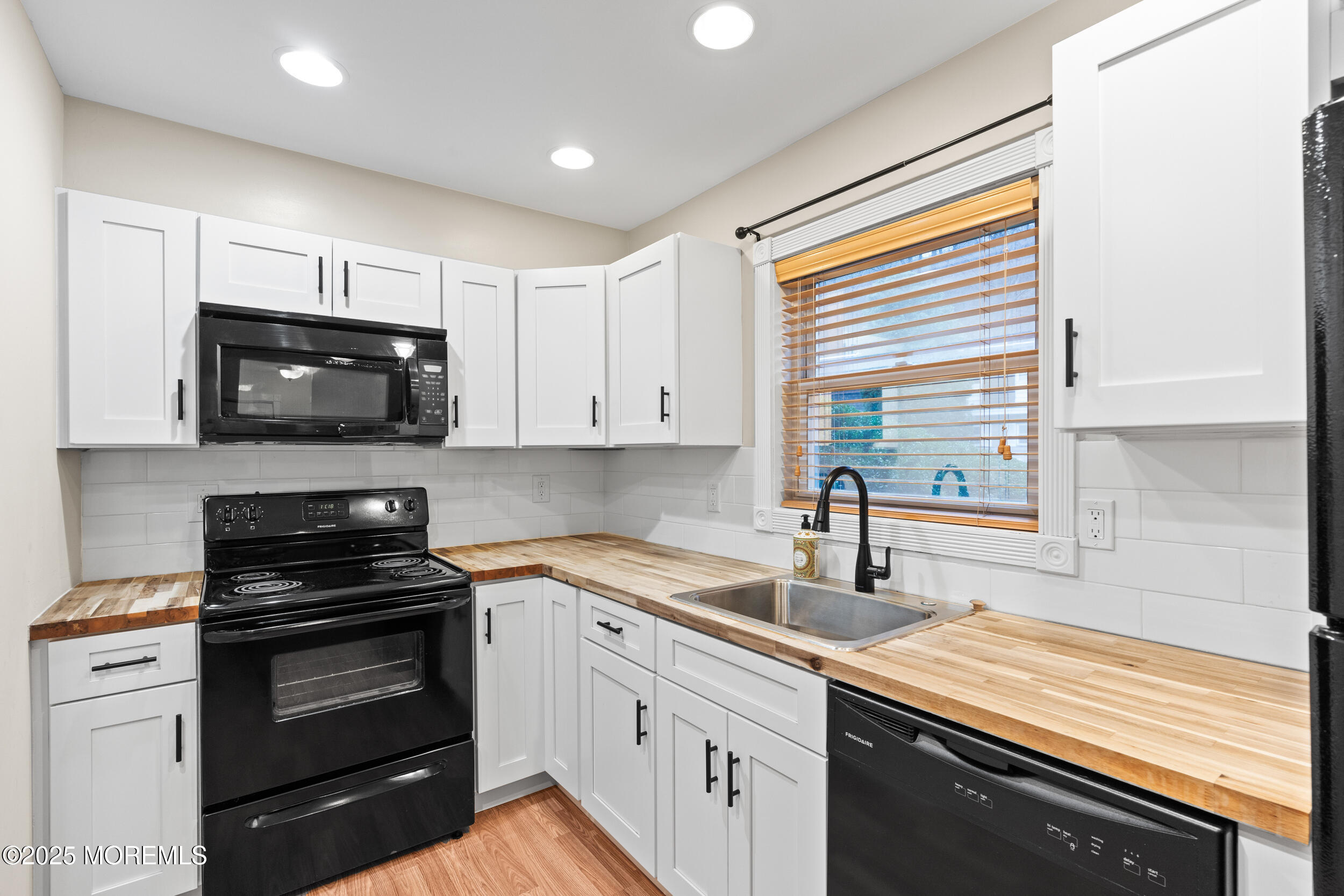 321-323 Shore Drive 3, Highlands, NJ, 07732 image 9