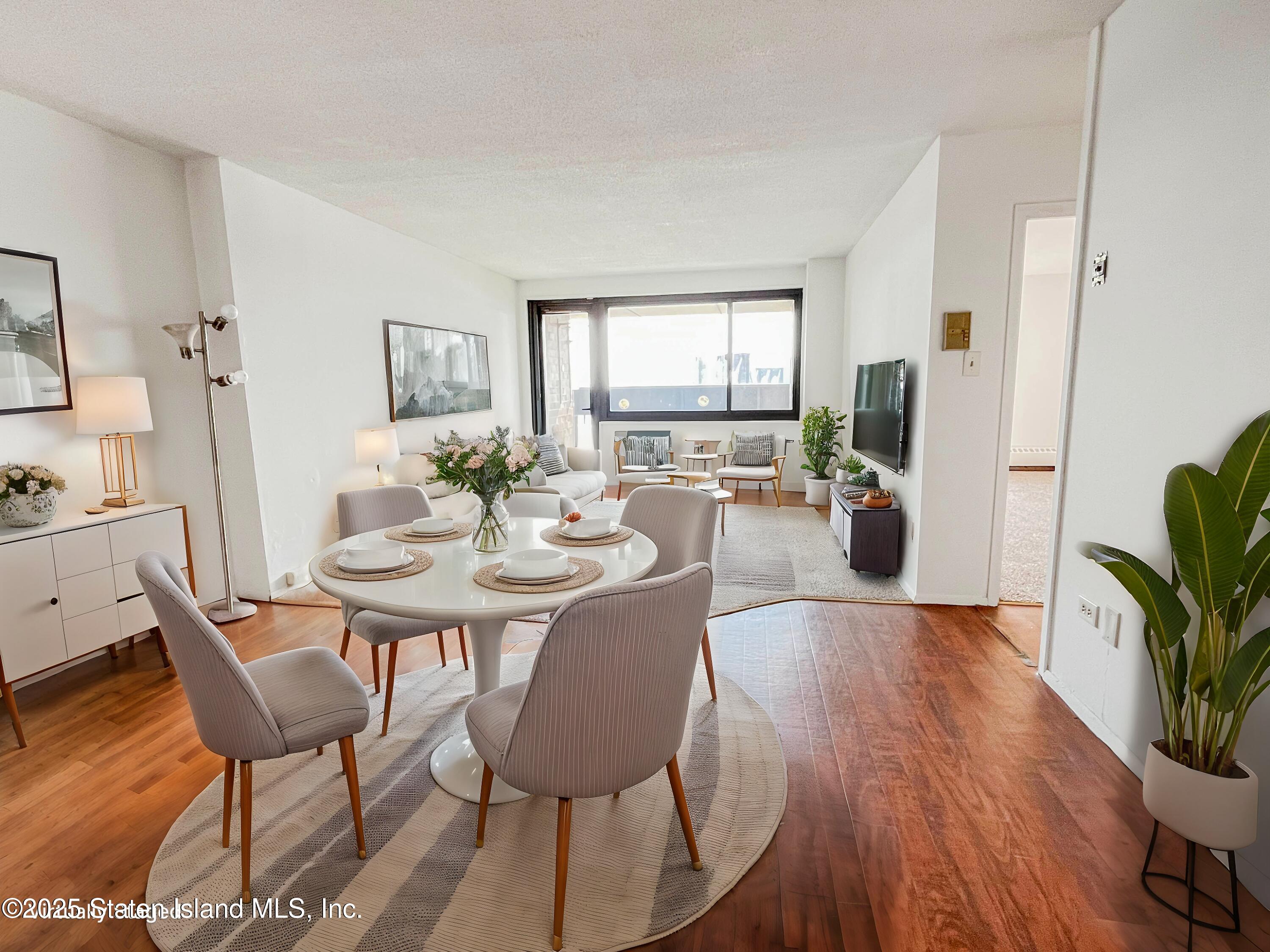 333 Pearl Street 22m Image 2