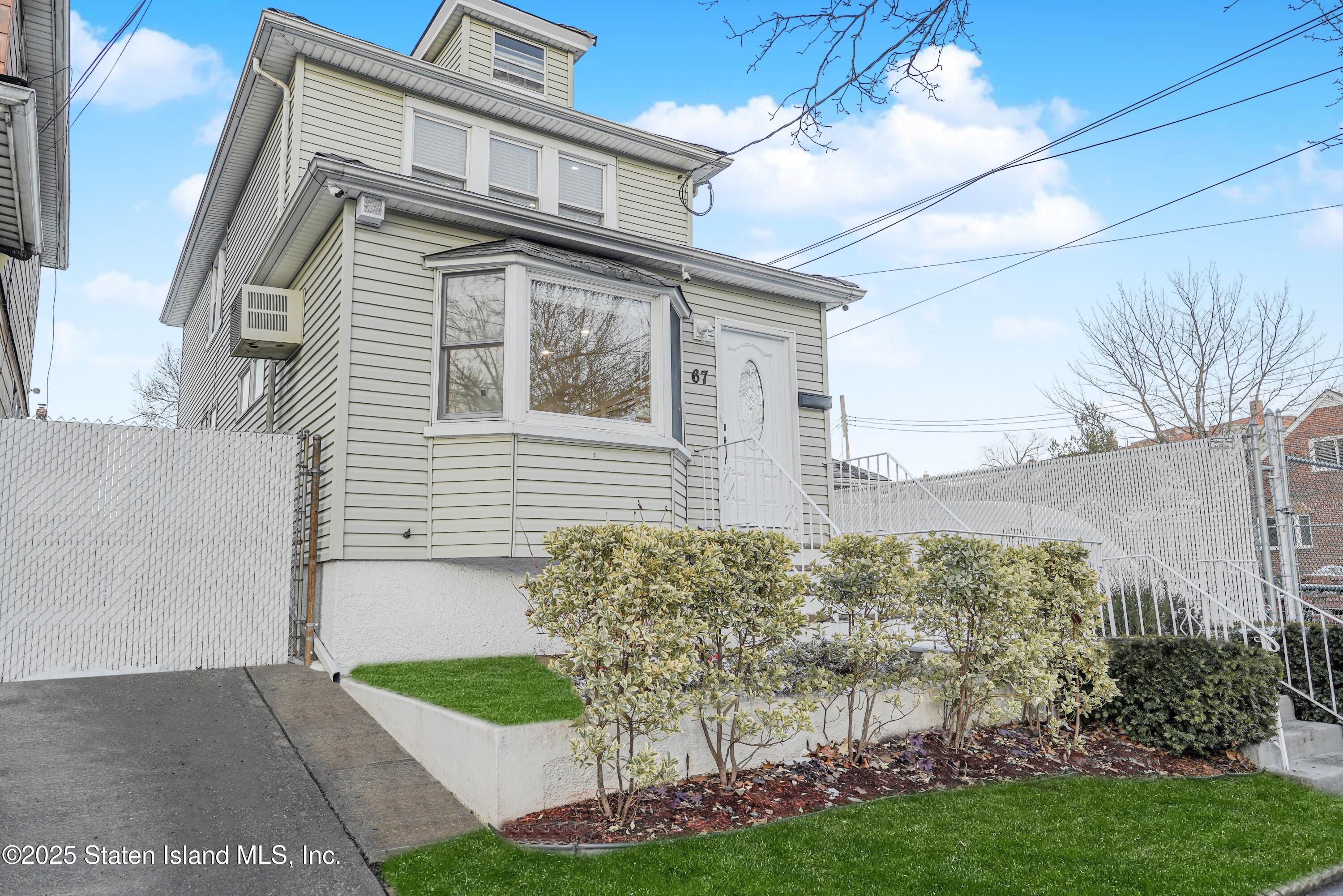 67 Roff Street, Staten Island, NY, 10304