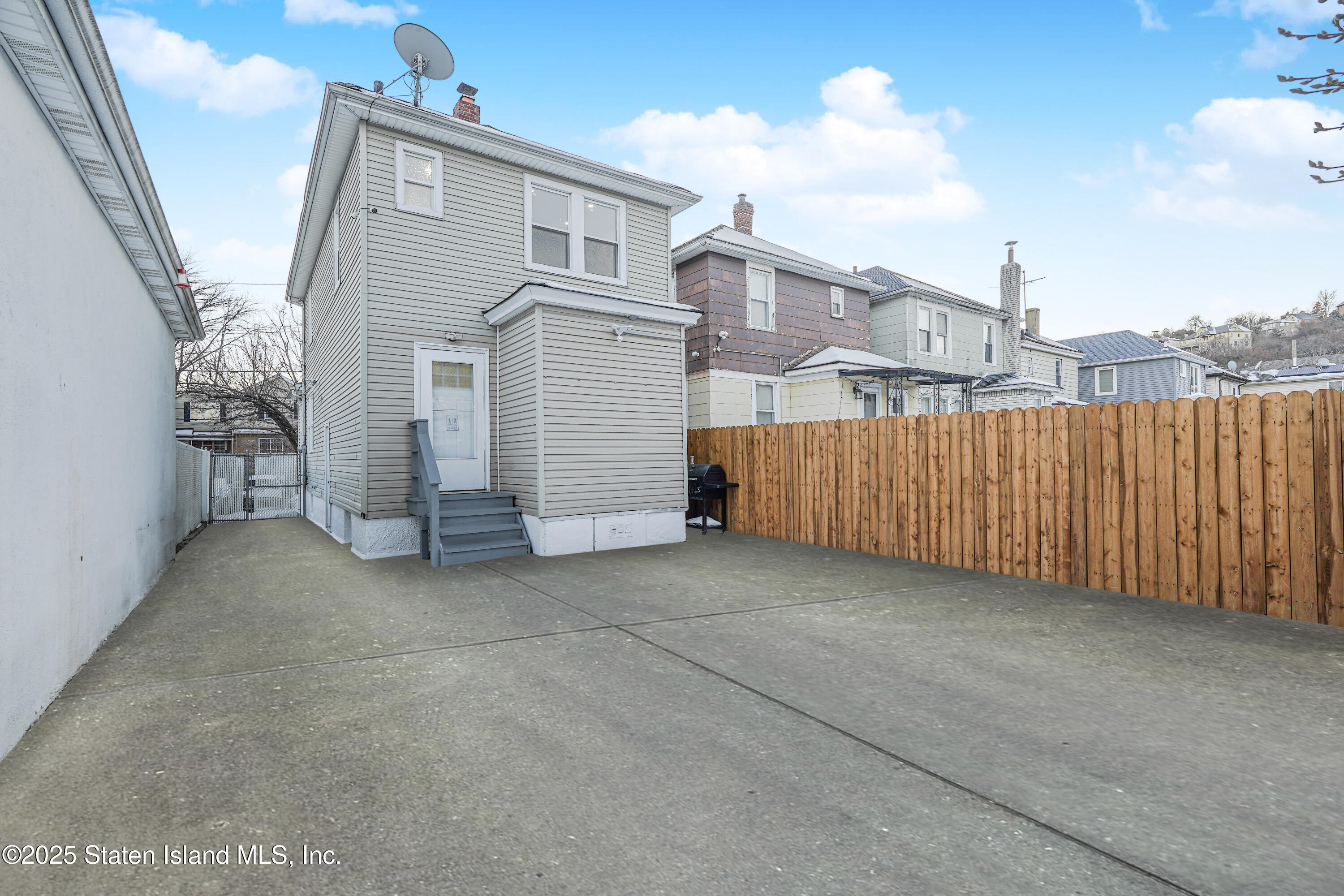67 Roff Street, Staten Island, NY, 10304