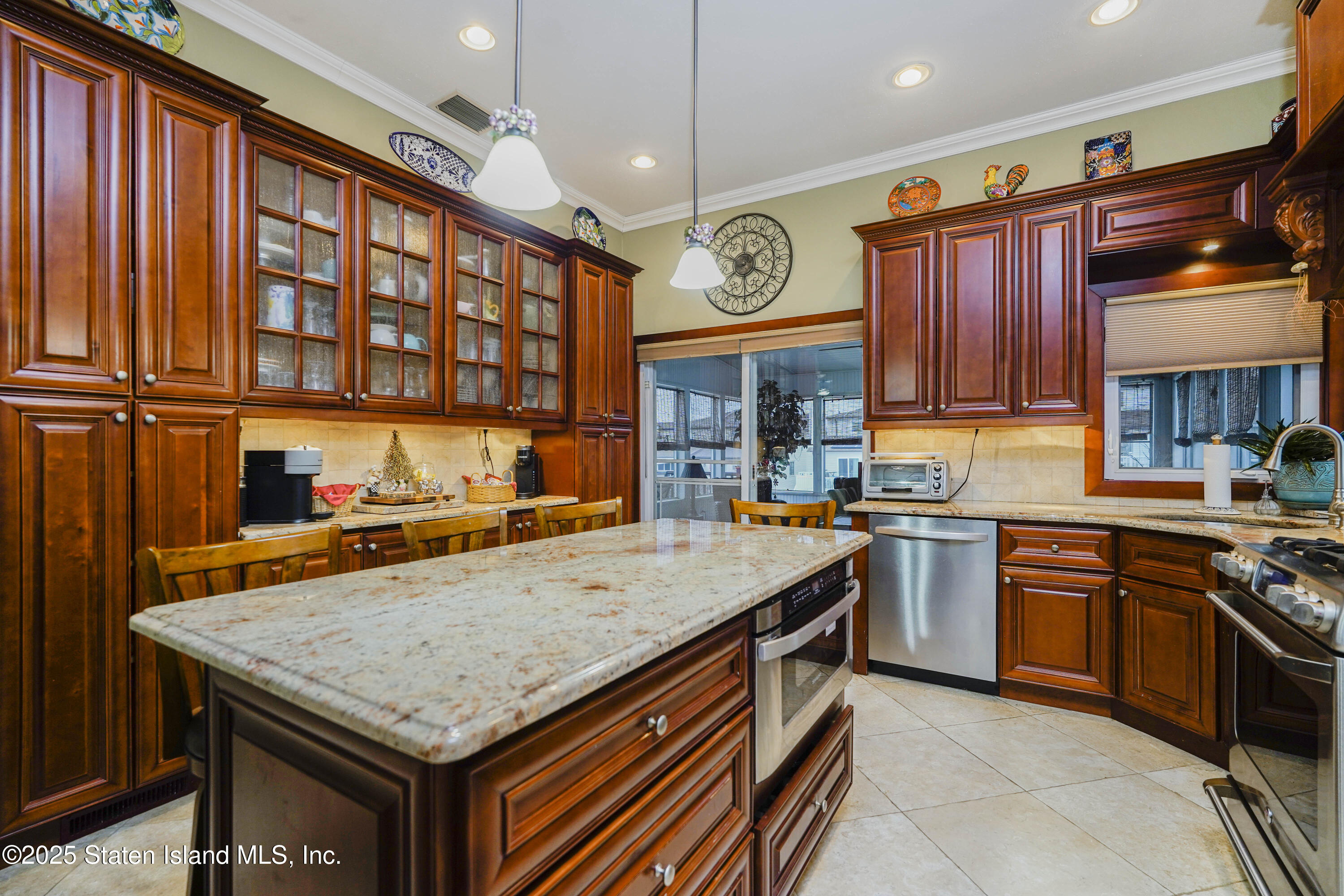 611 Klondike Avenue, Staten Island, NY, 10314 image 25