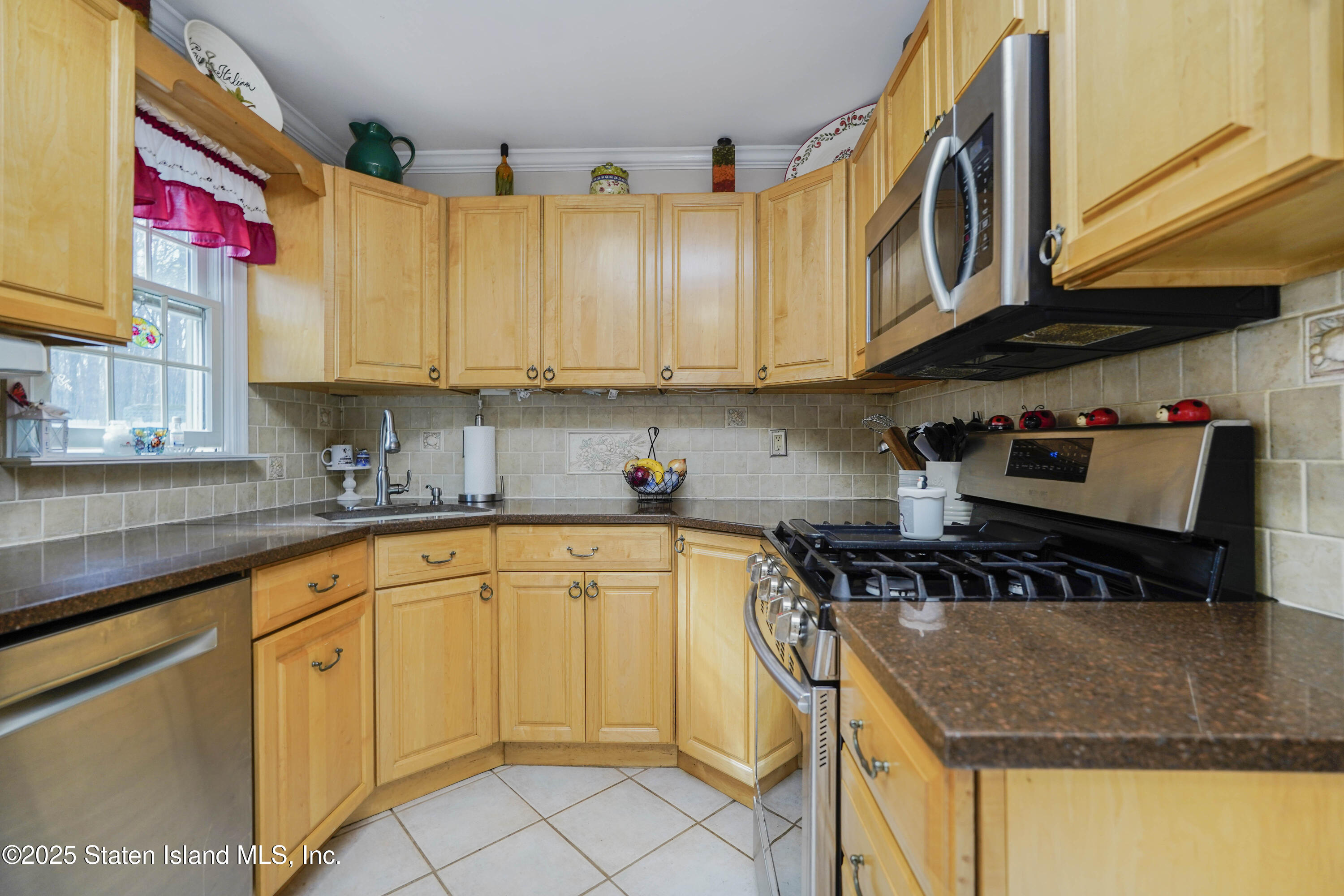 260 Richard Avenue, Staten Island, NY, 10309 image 8