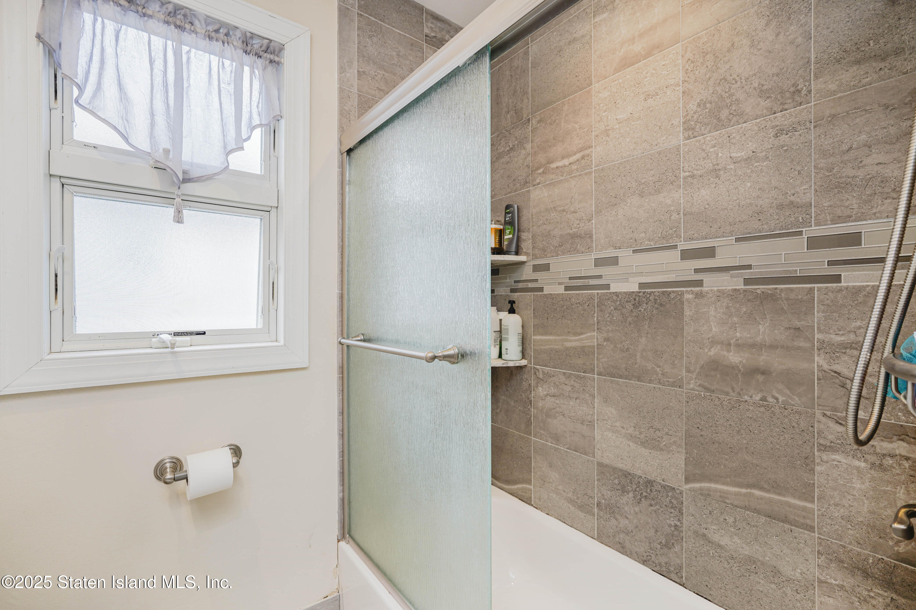 260 Richard Avenue, Staten Island, NY, 10309 image 17