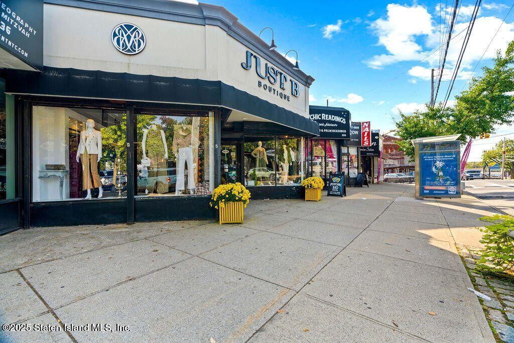 1572-82 Richmond Road Image 3