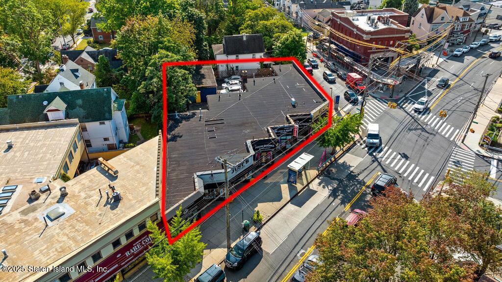 1572-82 Richmond Road Image 2